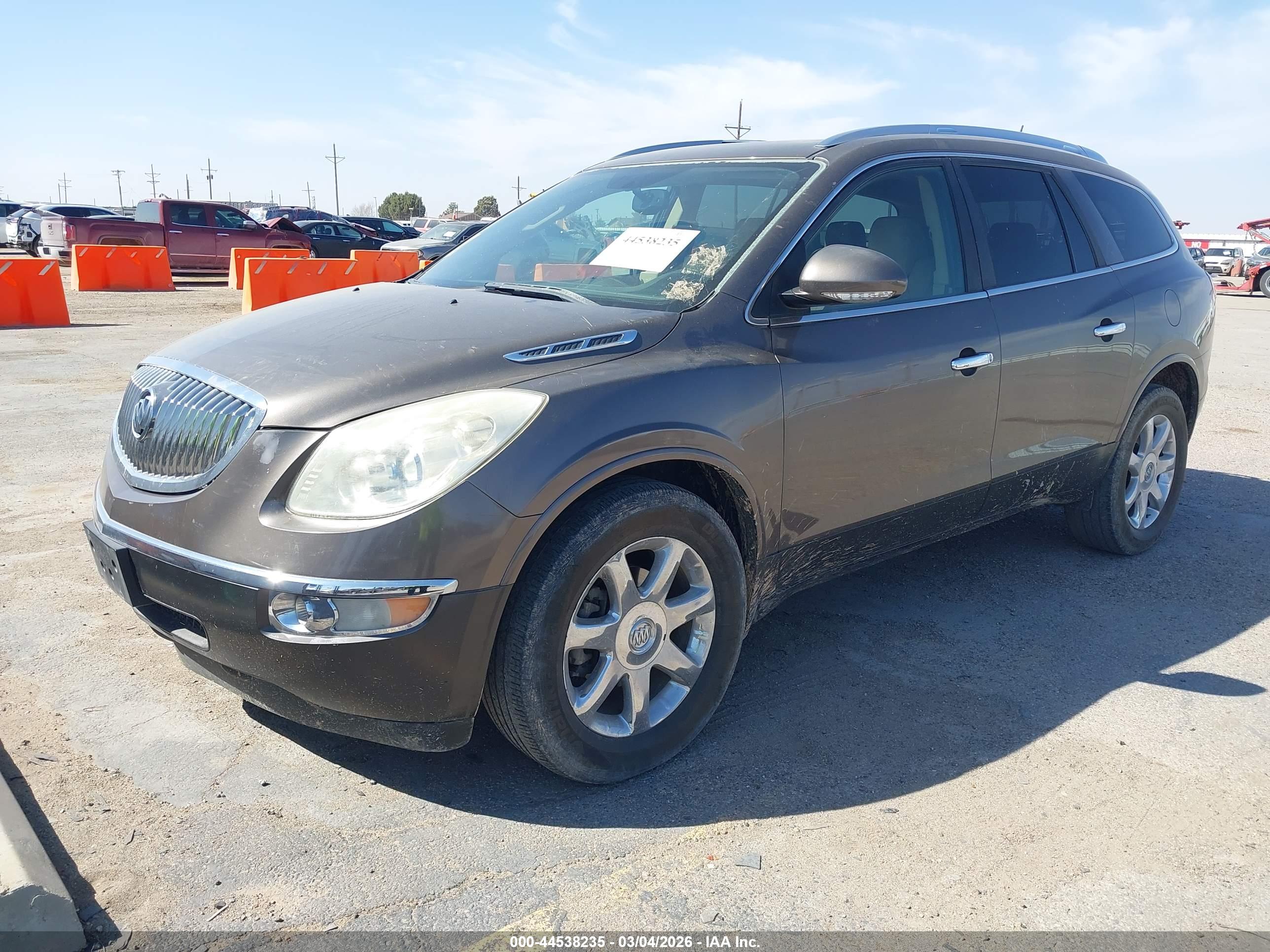 BUICK ENCLAVE image 2