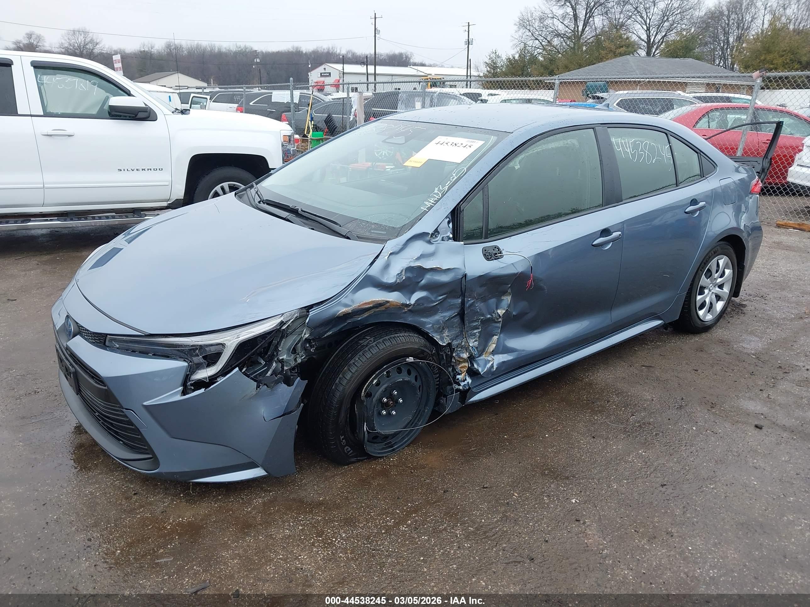TOYOTA COROLLA image 2