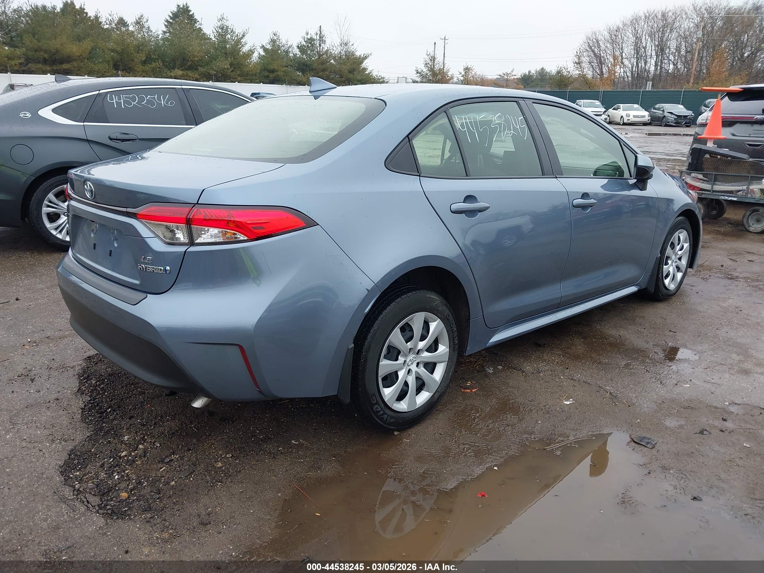 TOYOTA COROLLA image 4