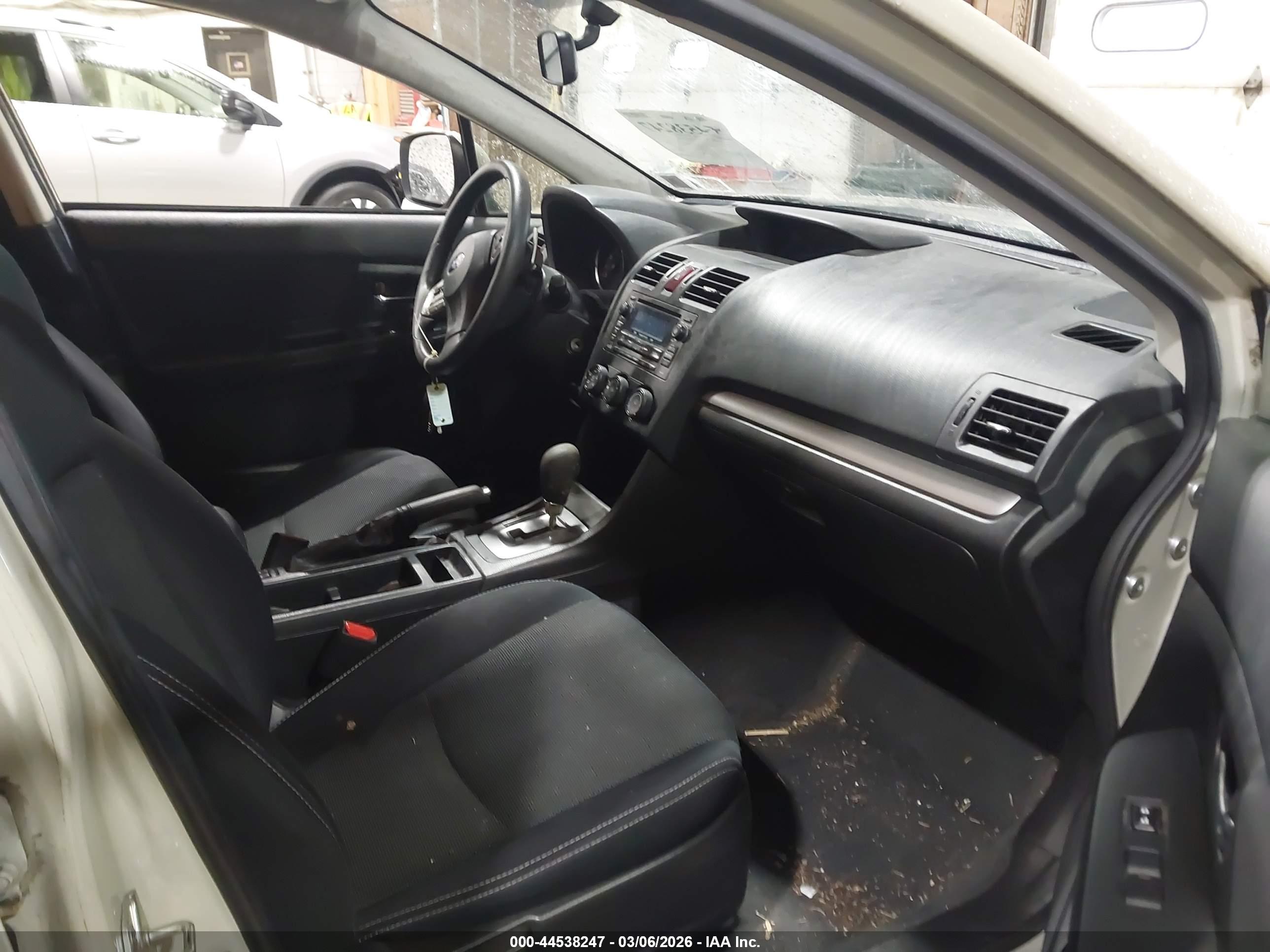 SUBARU XV image 5