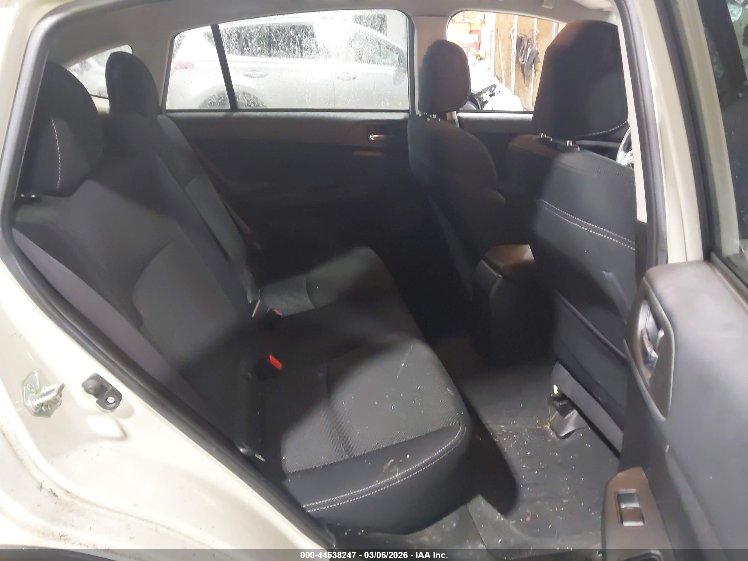 SUBARU XV image 8