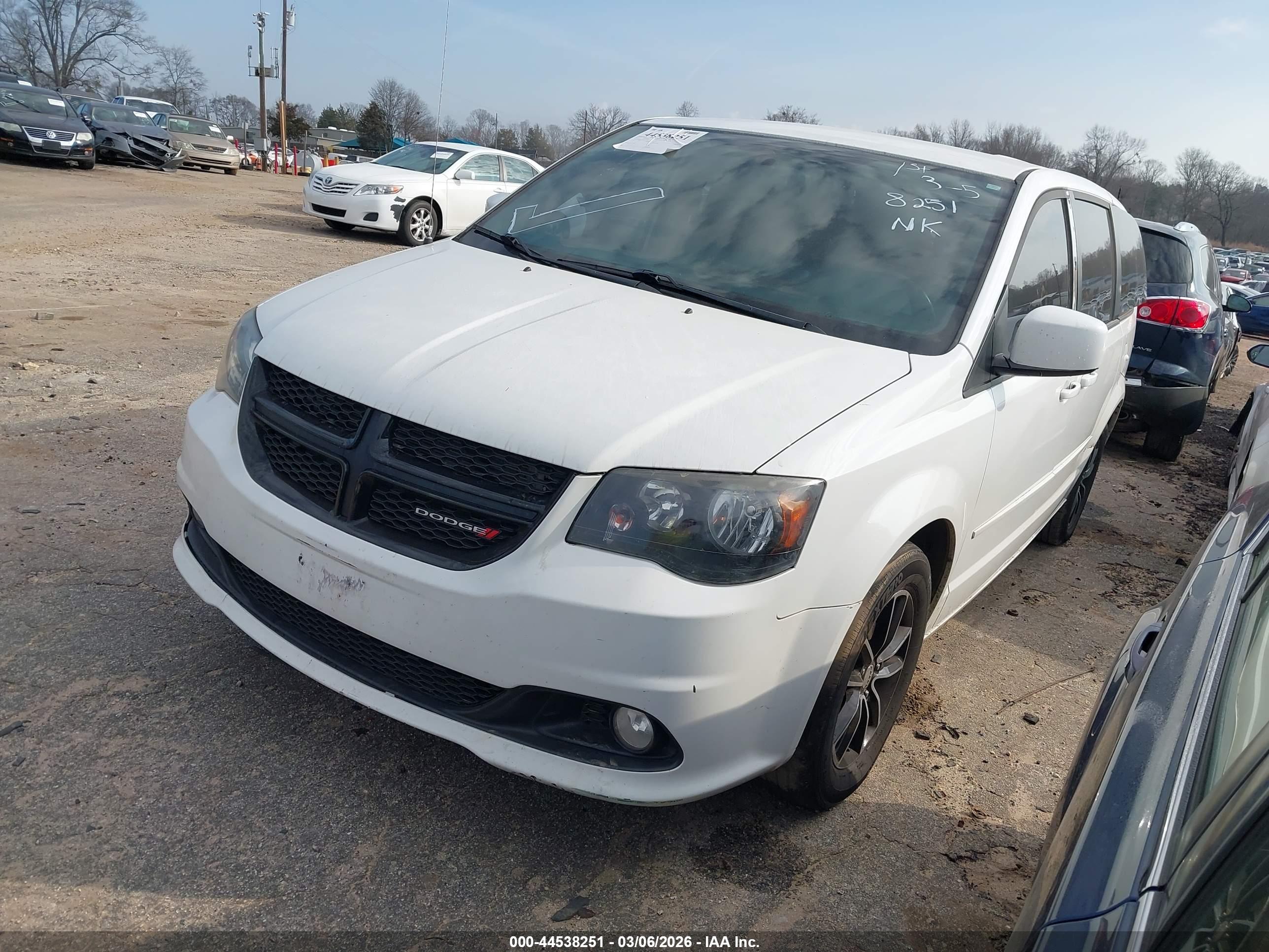 DODGE GRAND image 2
