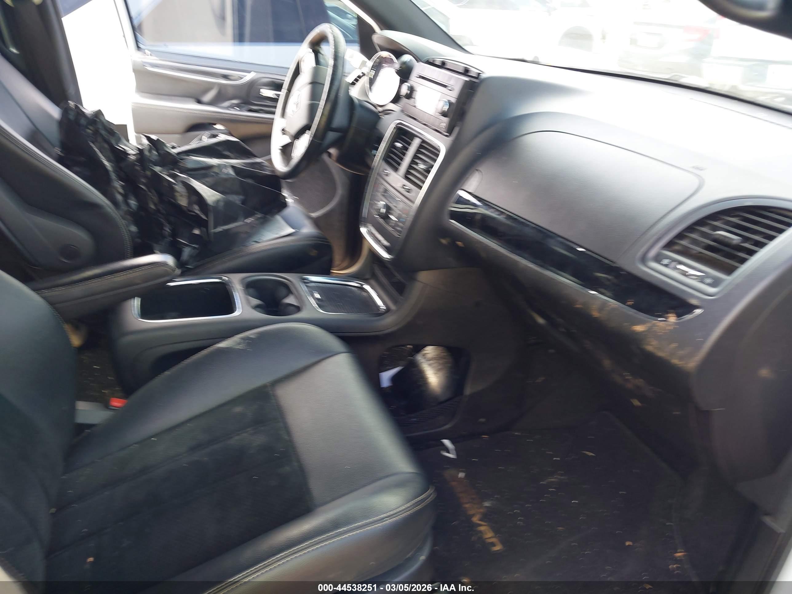 DODGE GRAND image 5
