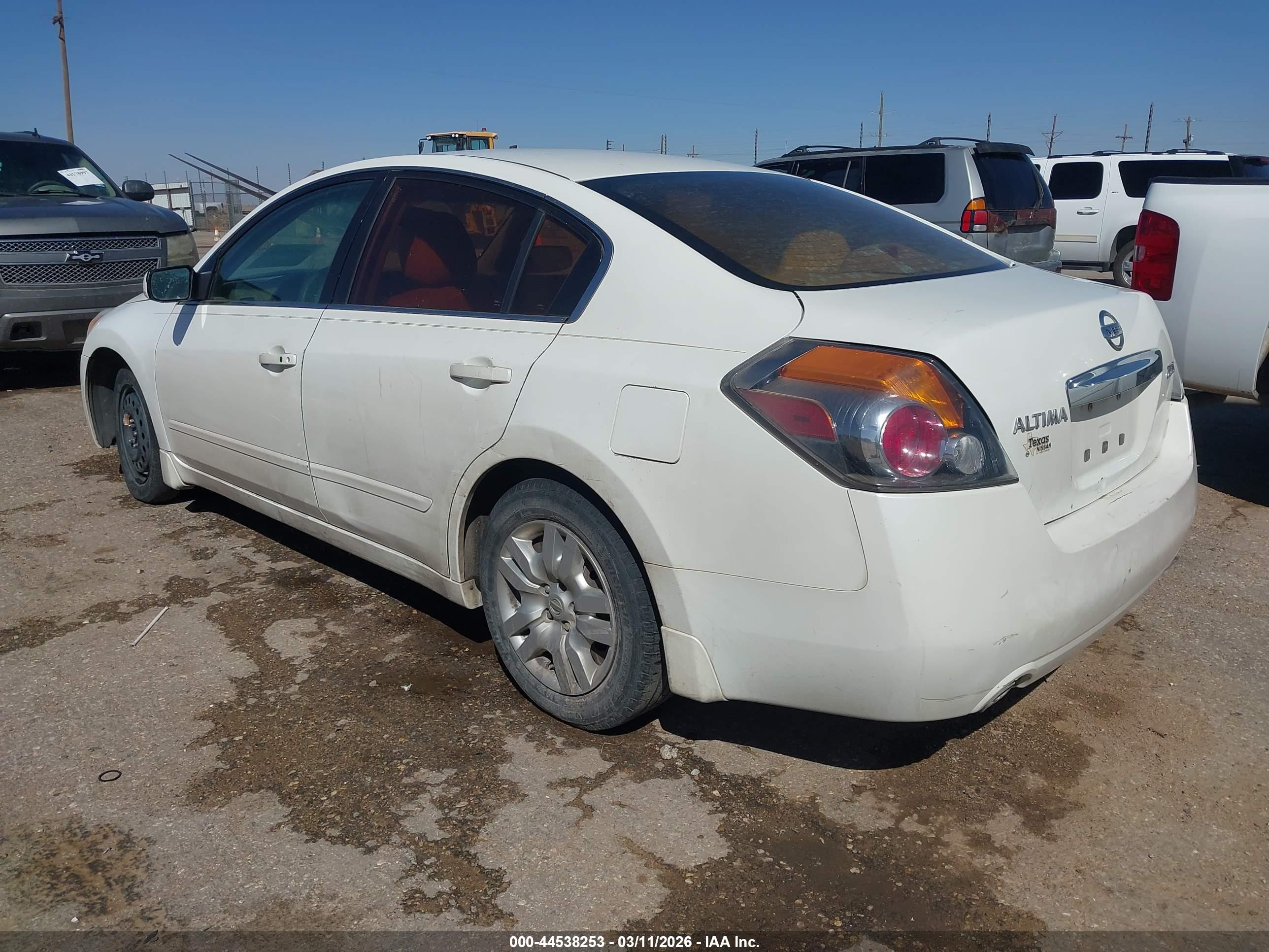 NISSAN ALTIMA image 3
