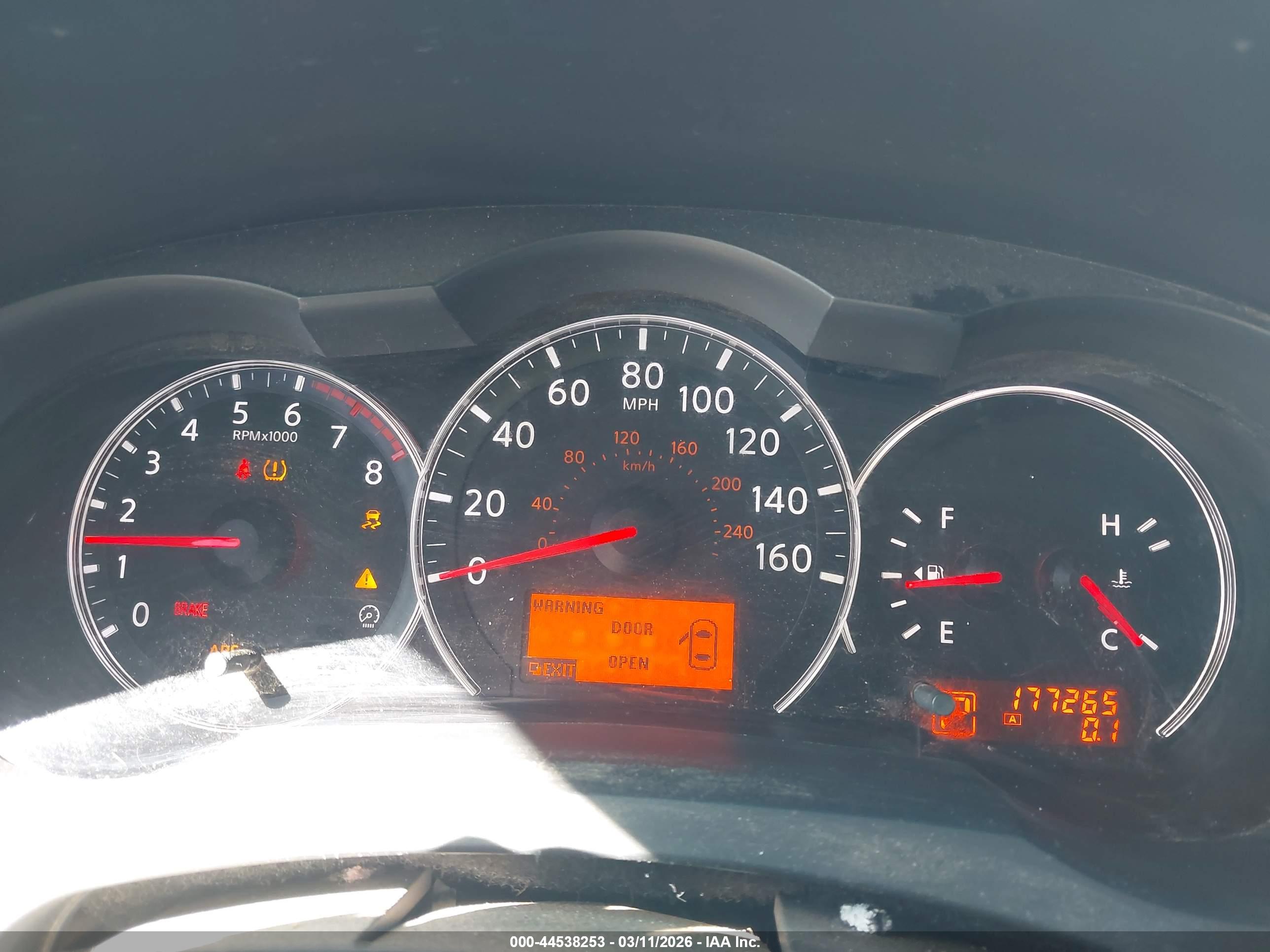 NISSAN ALTIMA image 7