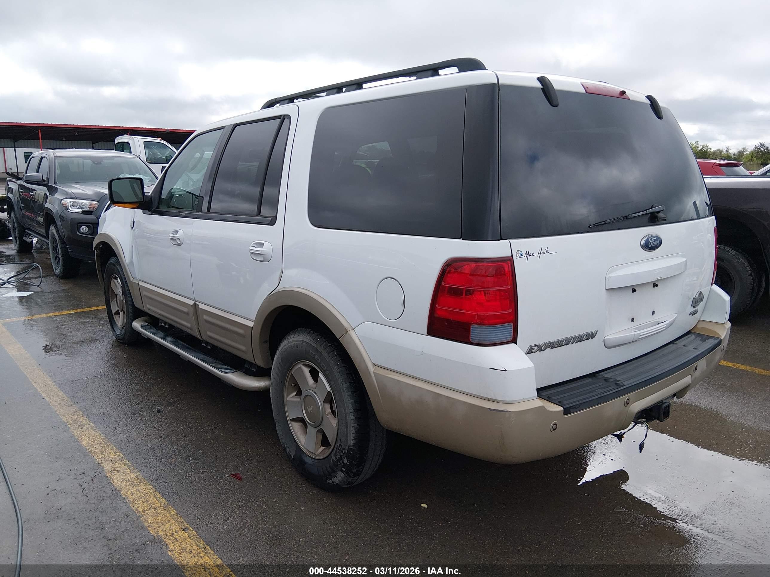 FORD EXPEDITION image 3