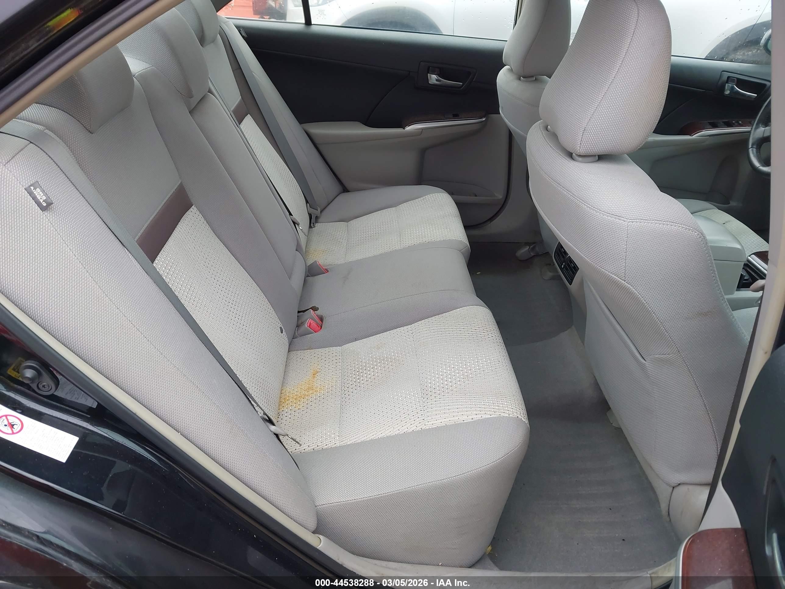 TOYOTA CAMRY image 8