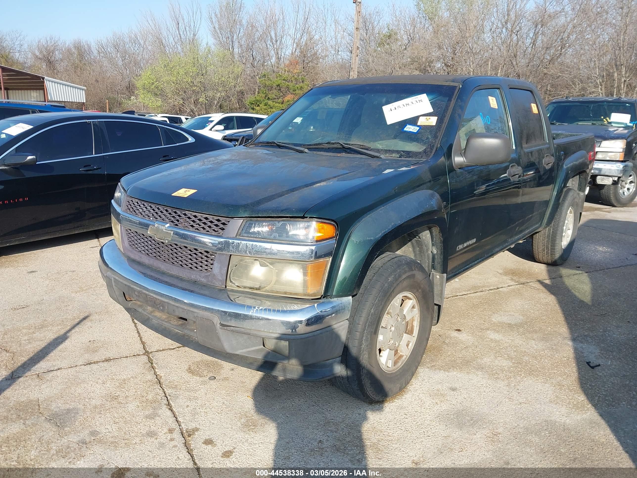 CHEVROLET COLORADO image 2