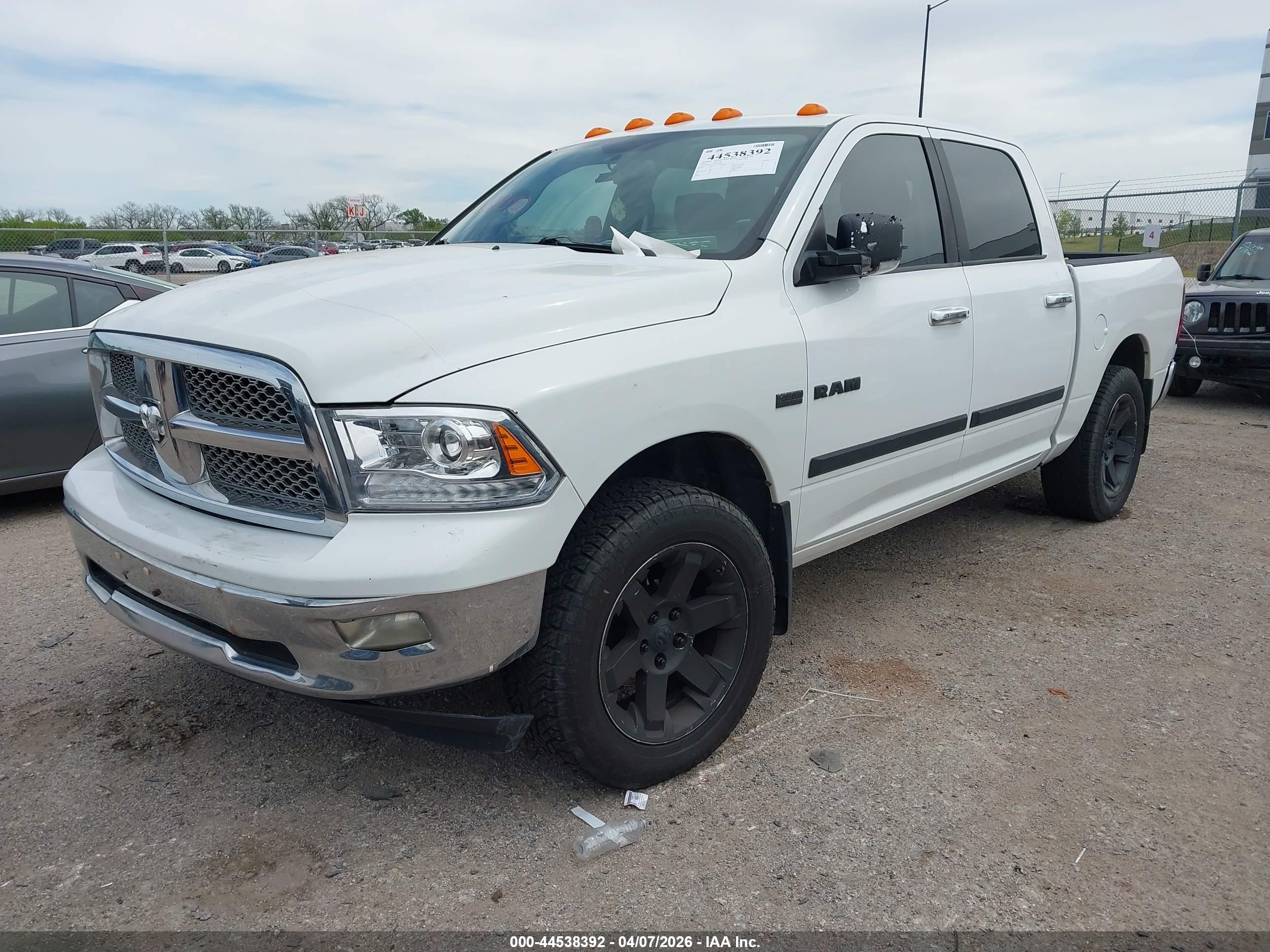 DODGE RAM image 2