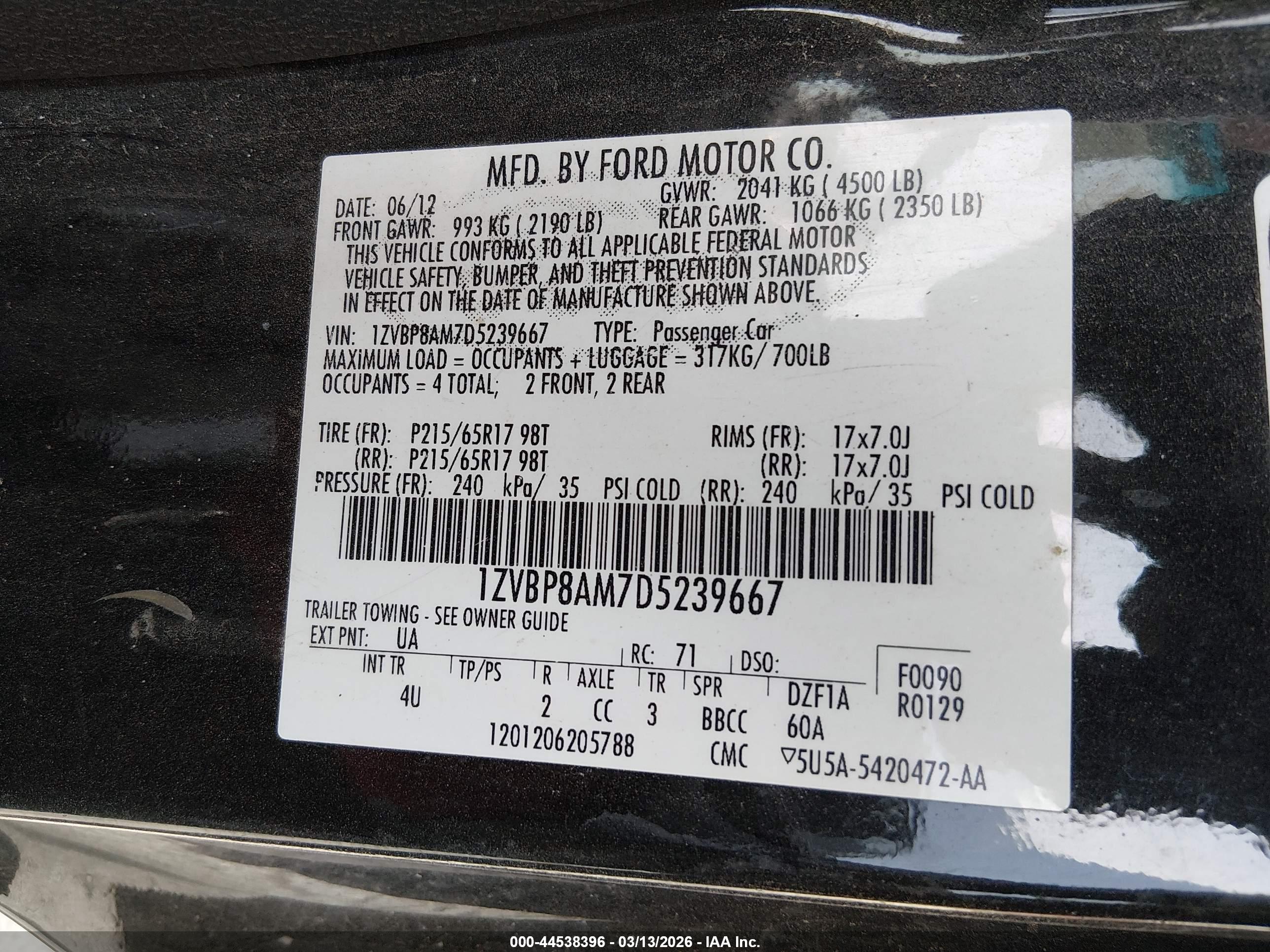 FORD MUSTANG image 9