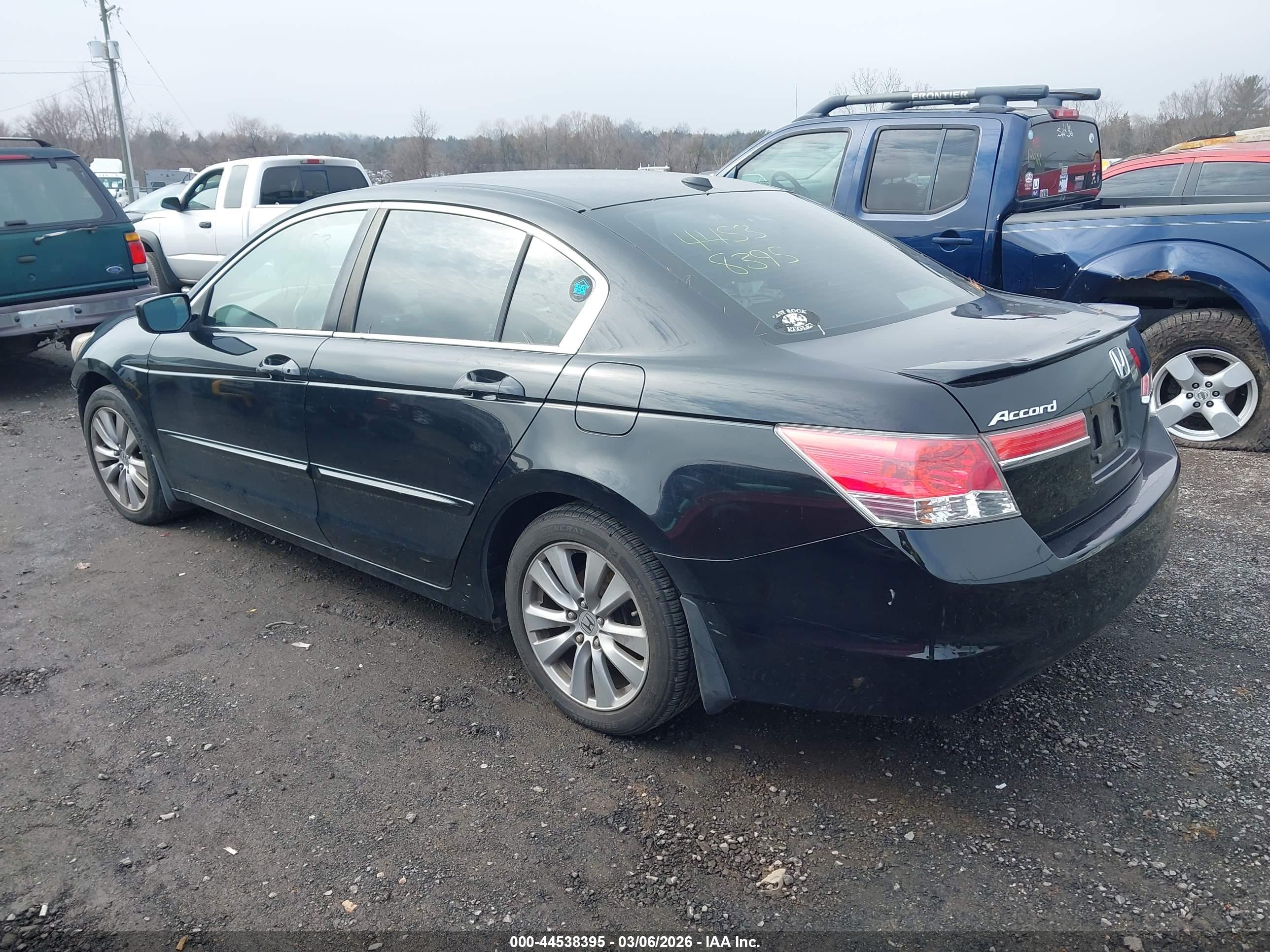 HONDA ACCORD image 3