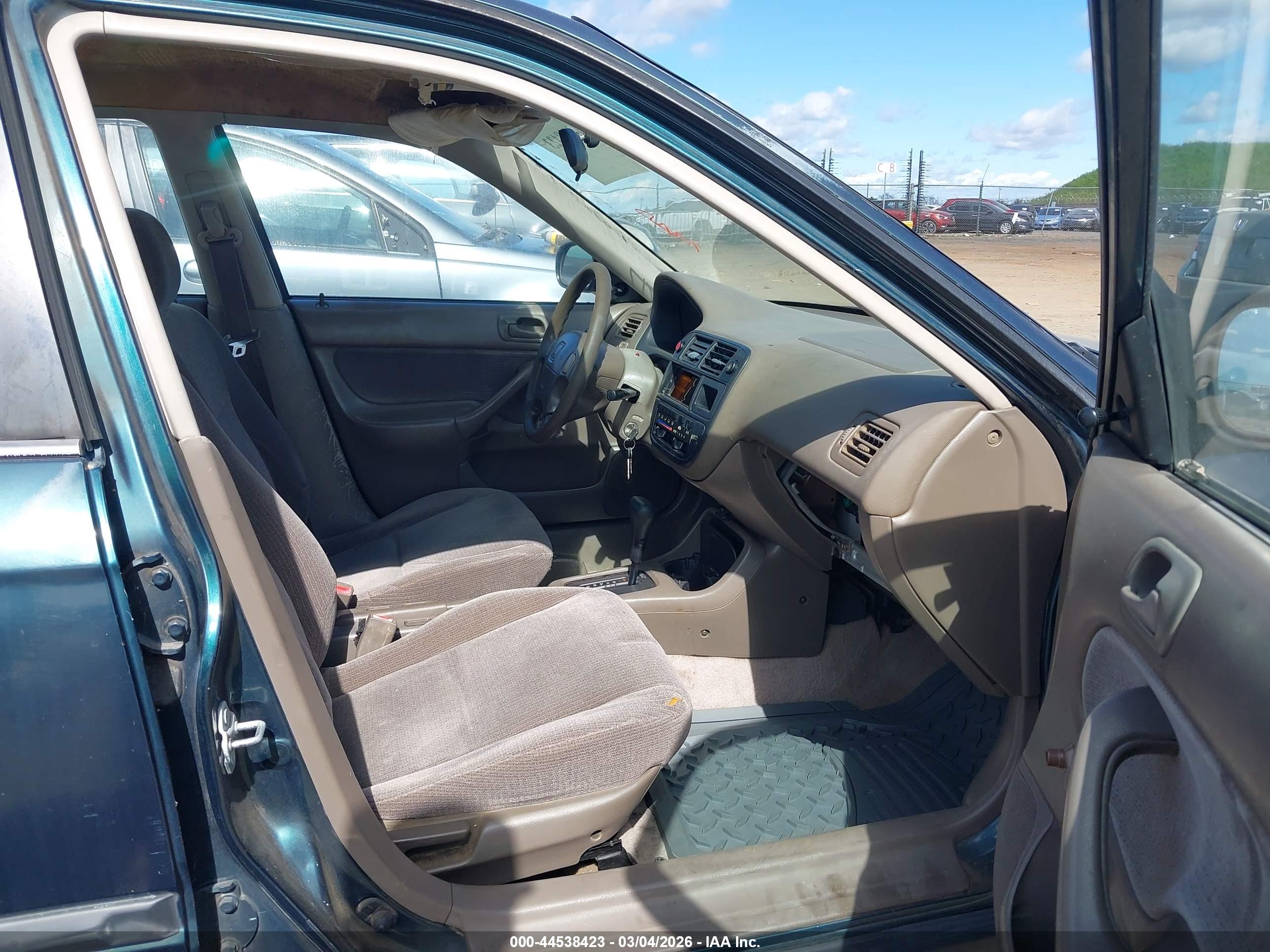 HONDA CIVIC image 5