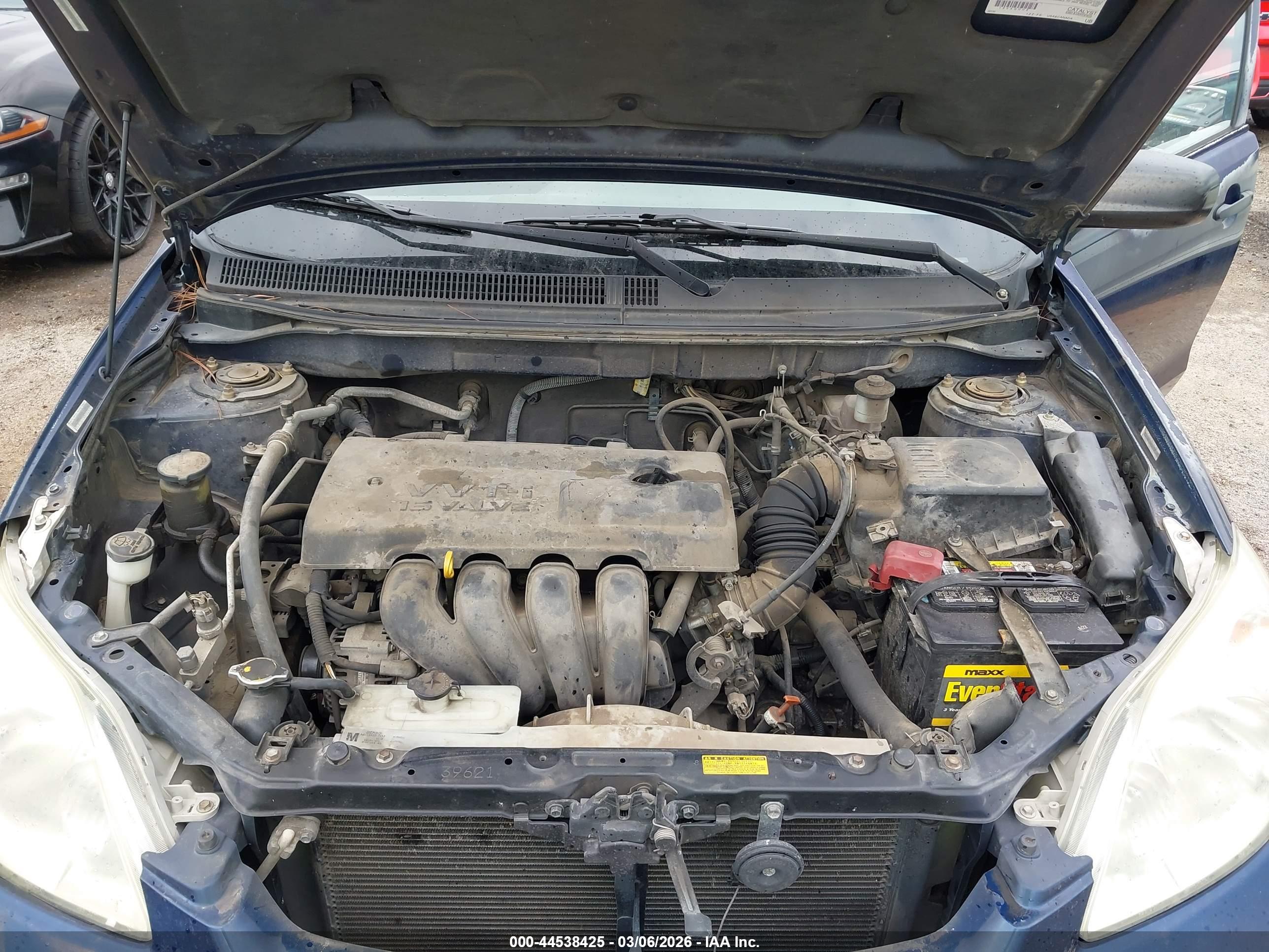 TOYOTA MATRIX image 10