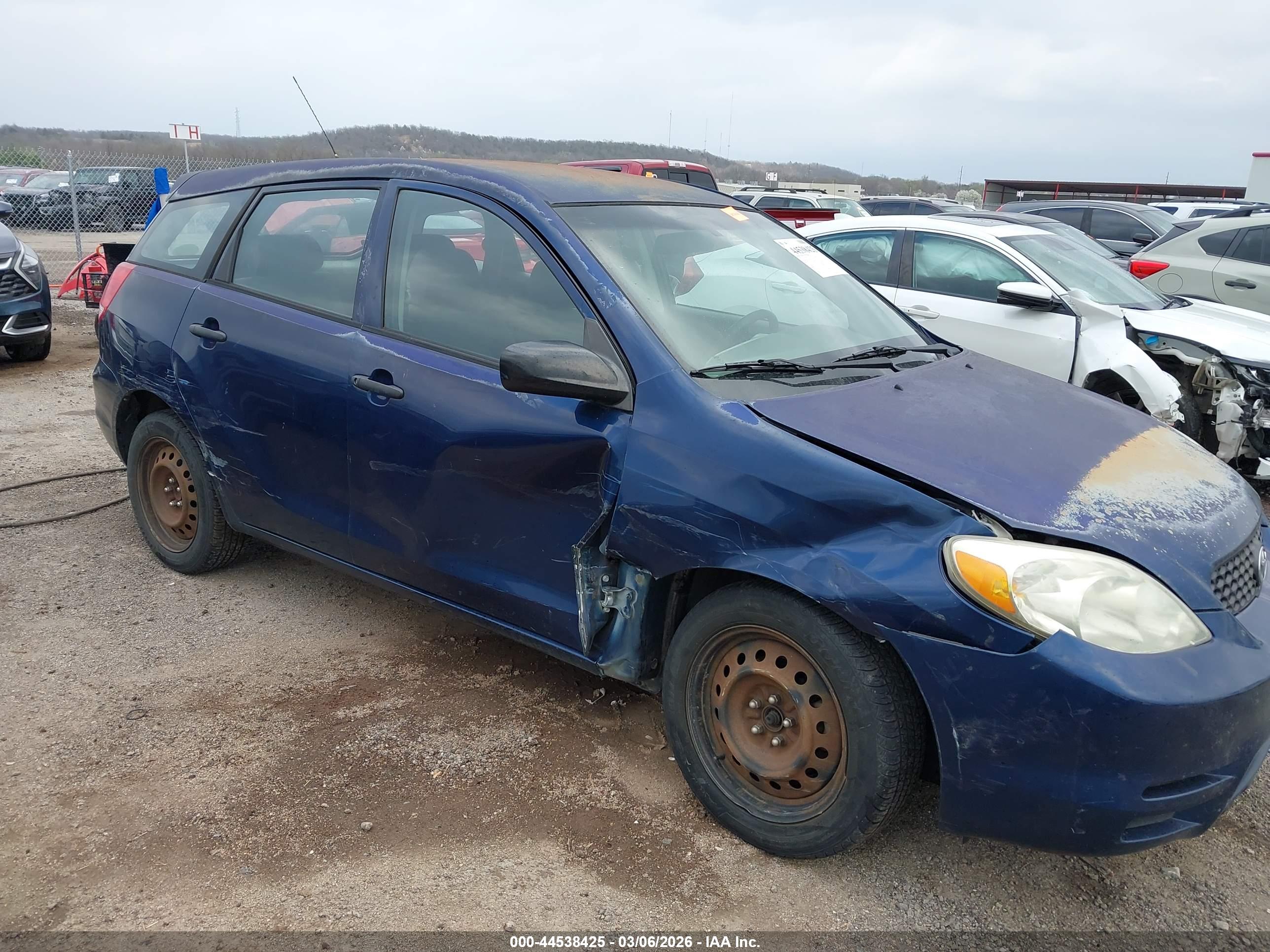 TOYOTA MATRIX image 6