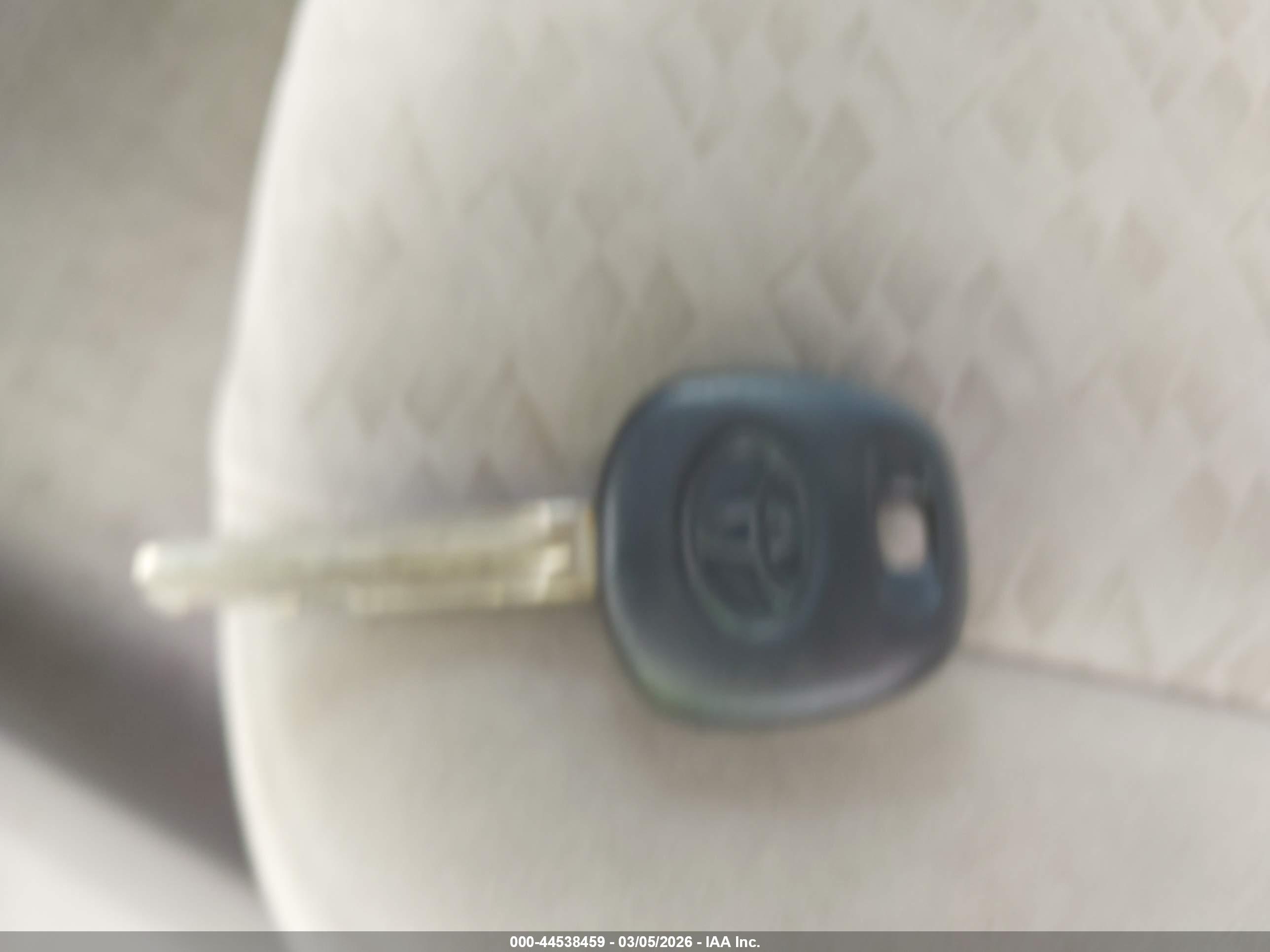 TOYOTA COROLLA image 11