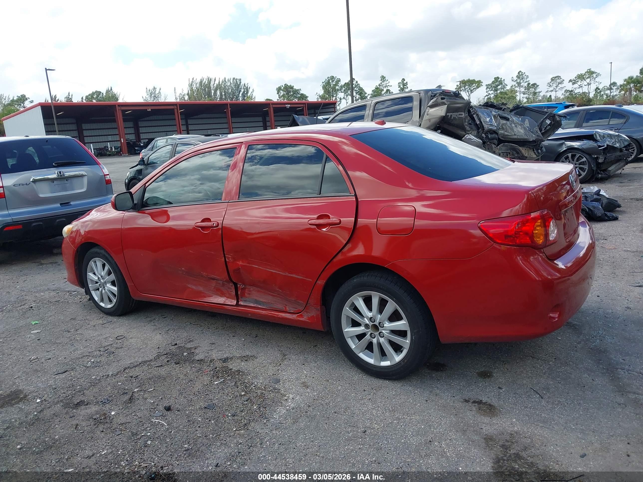 TOYOTA COROLLA image 3