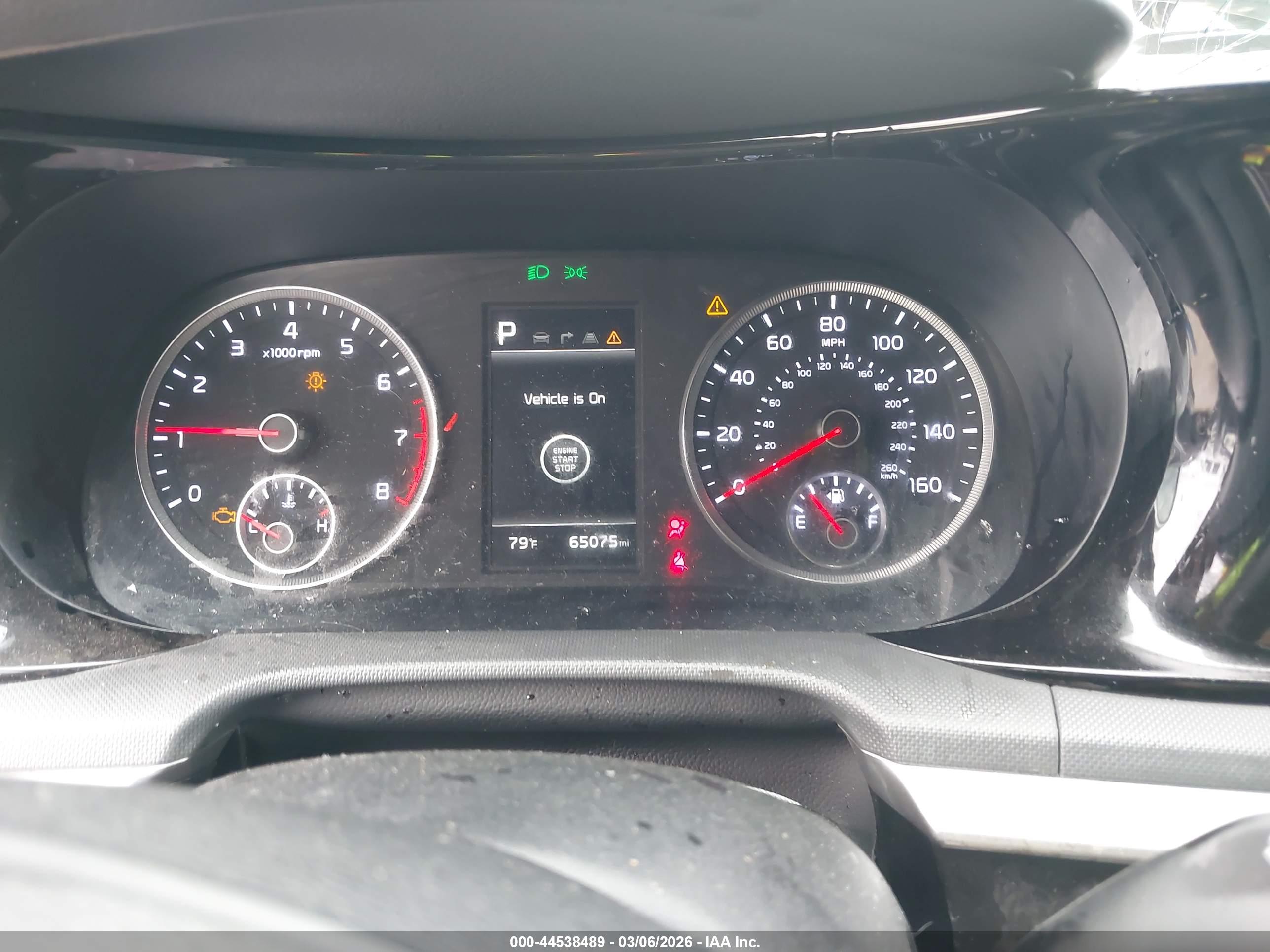 KIA K5 image 7