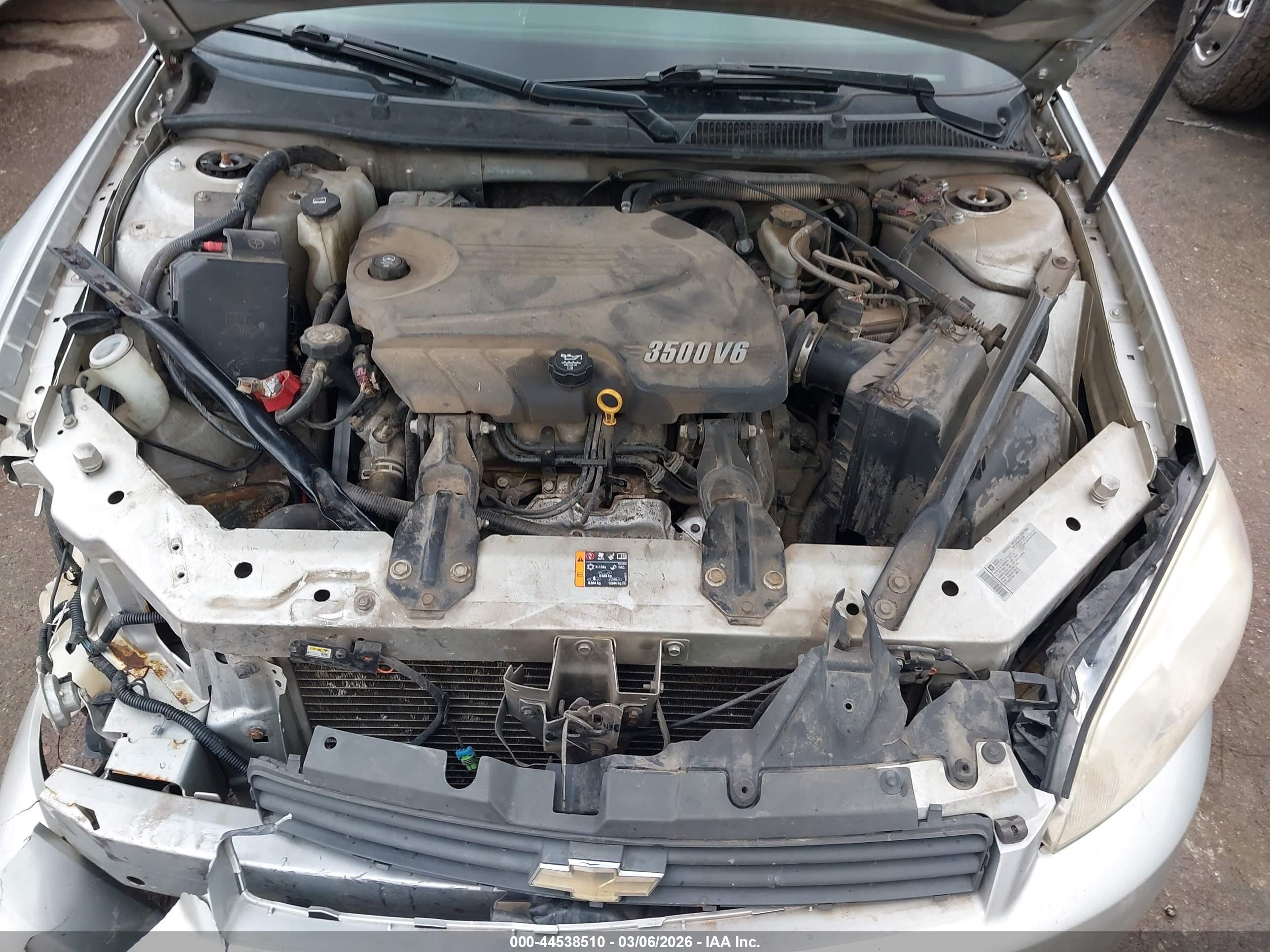 CHEVROLET IMPALA image 10