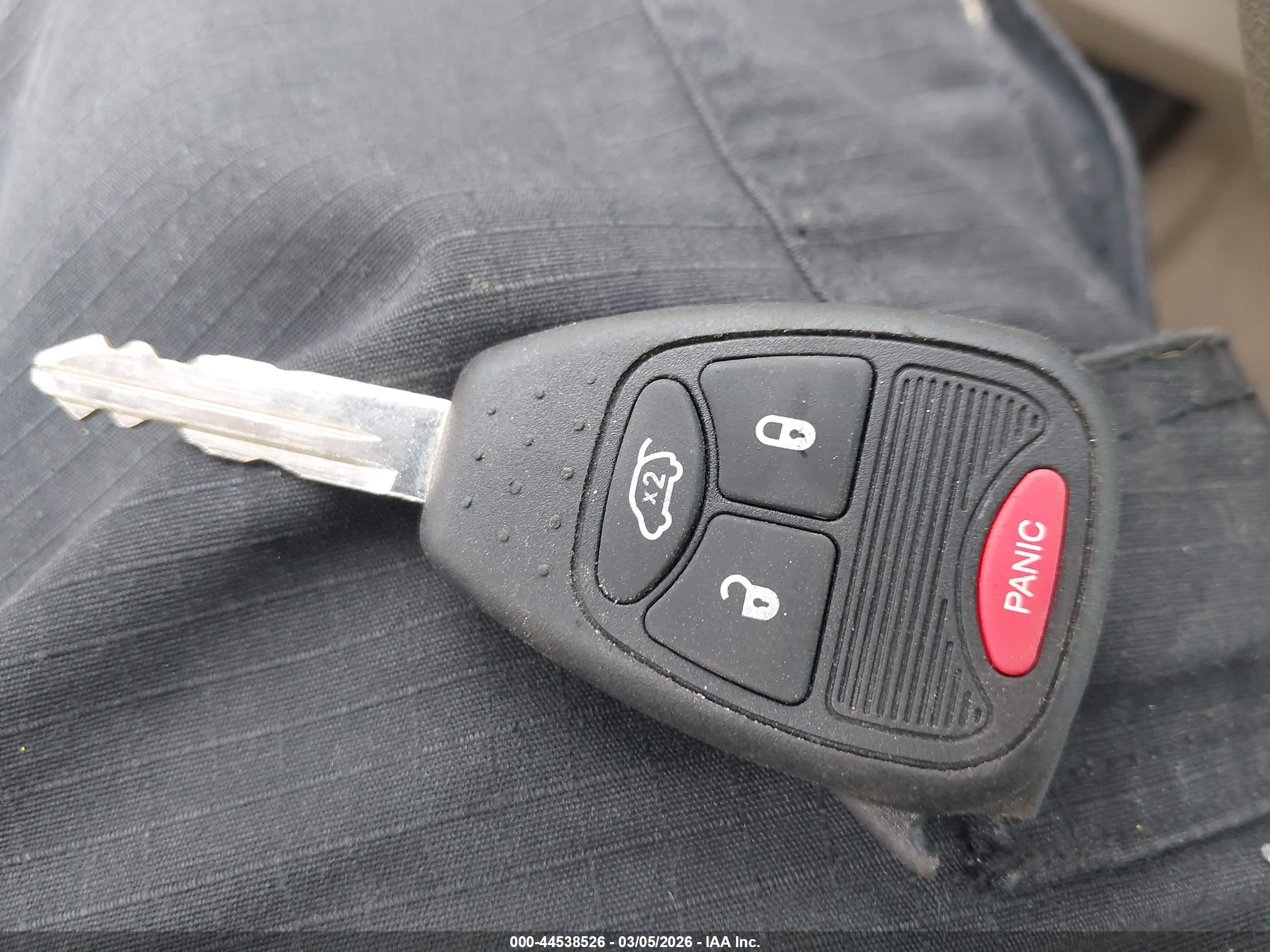 JEEP LIBERTY image 11