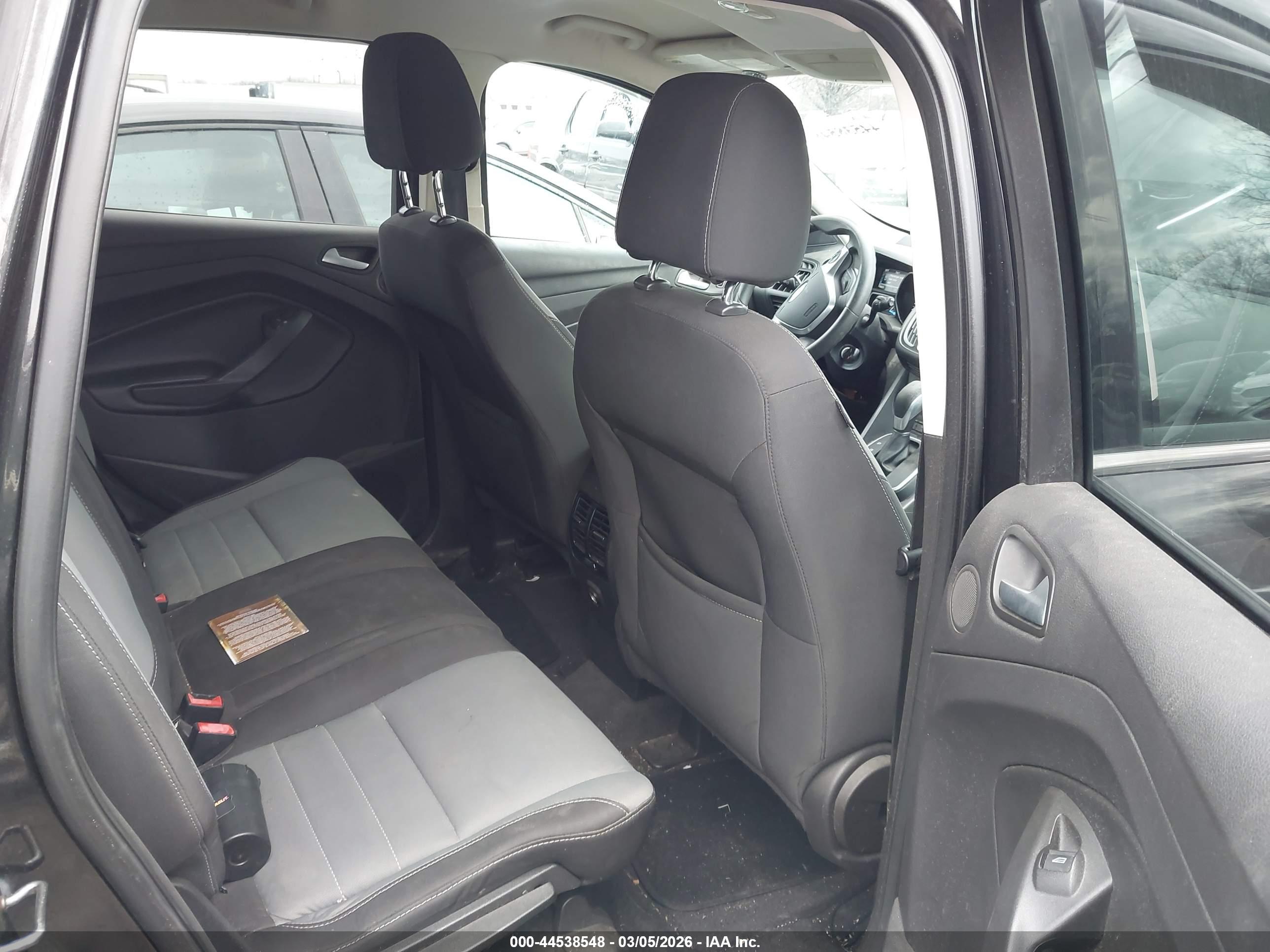 FORD ESCAPE image 8