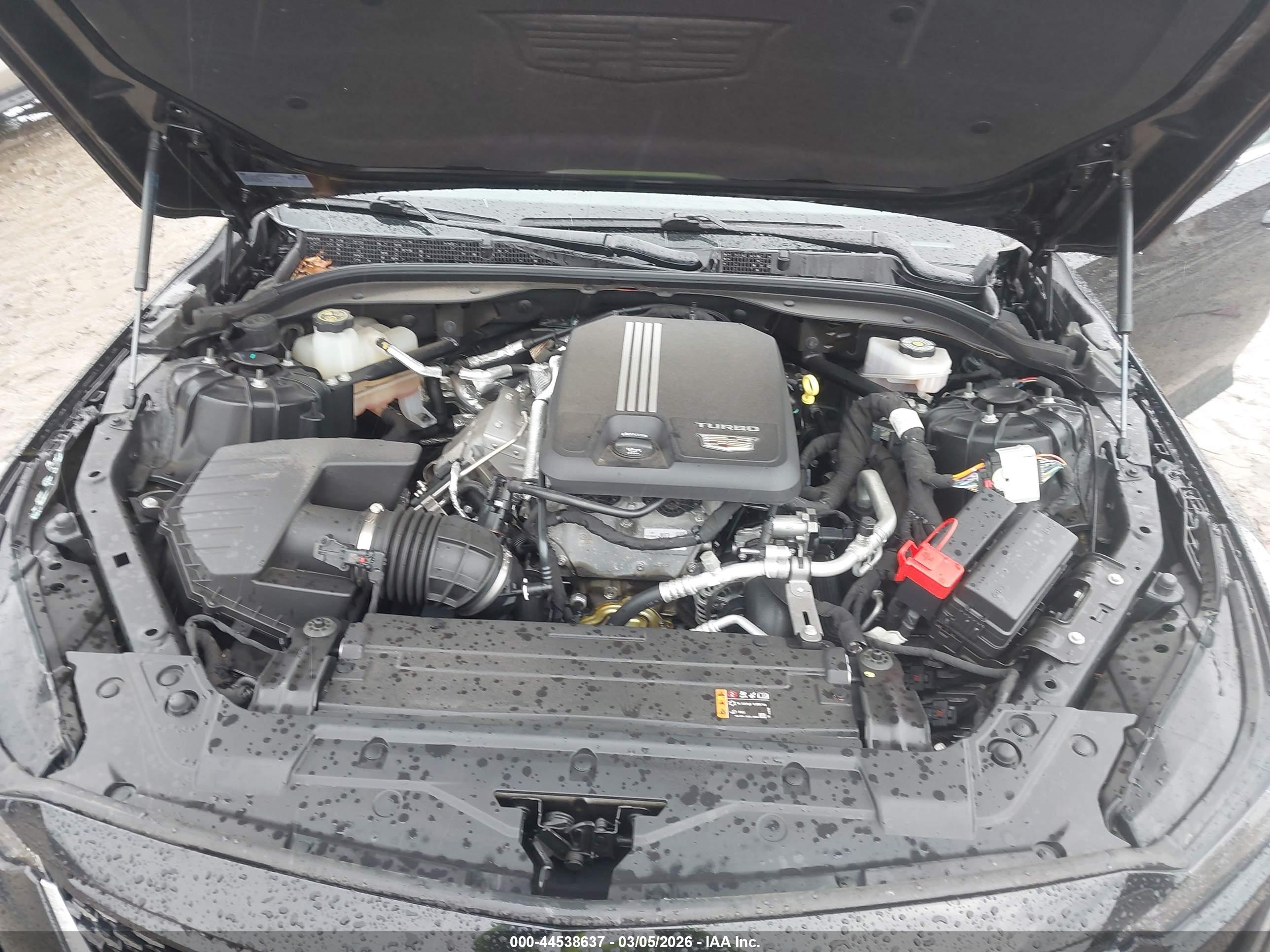 CADILLAC CT5 image 10