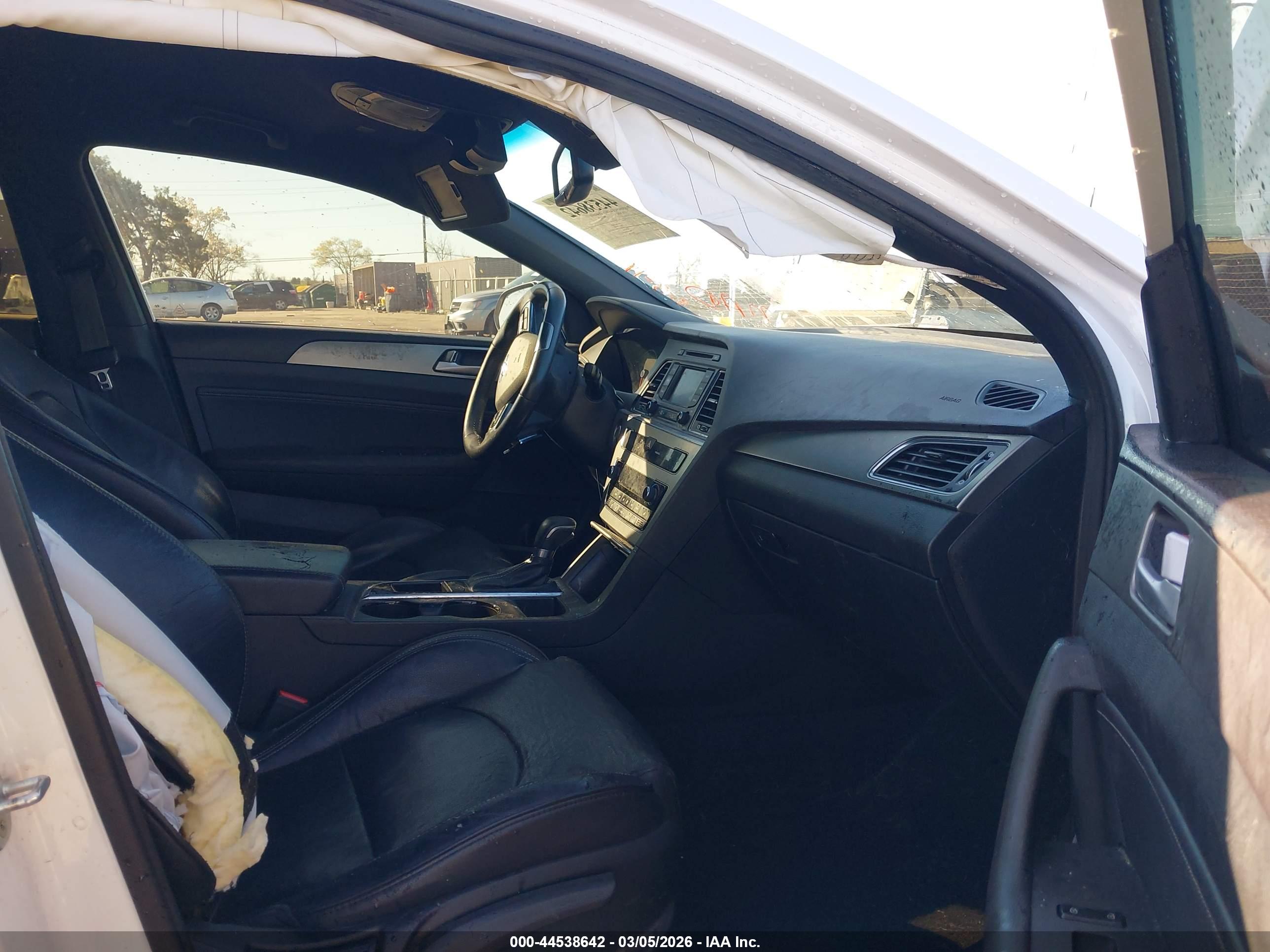 HYUNDAI SONATA image 5