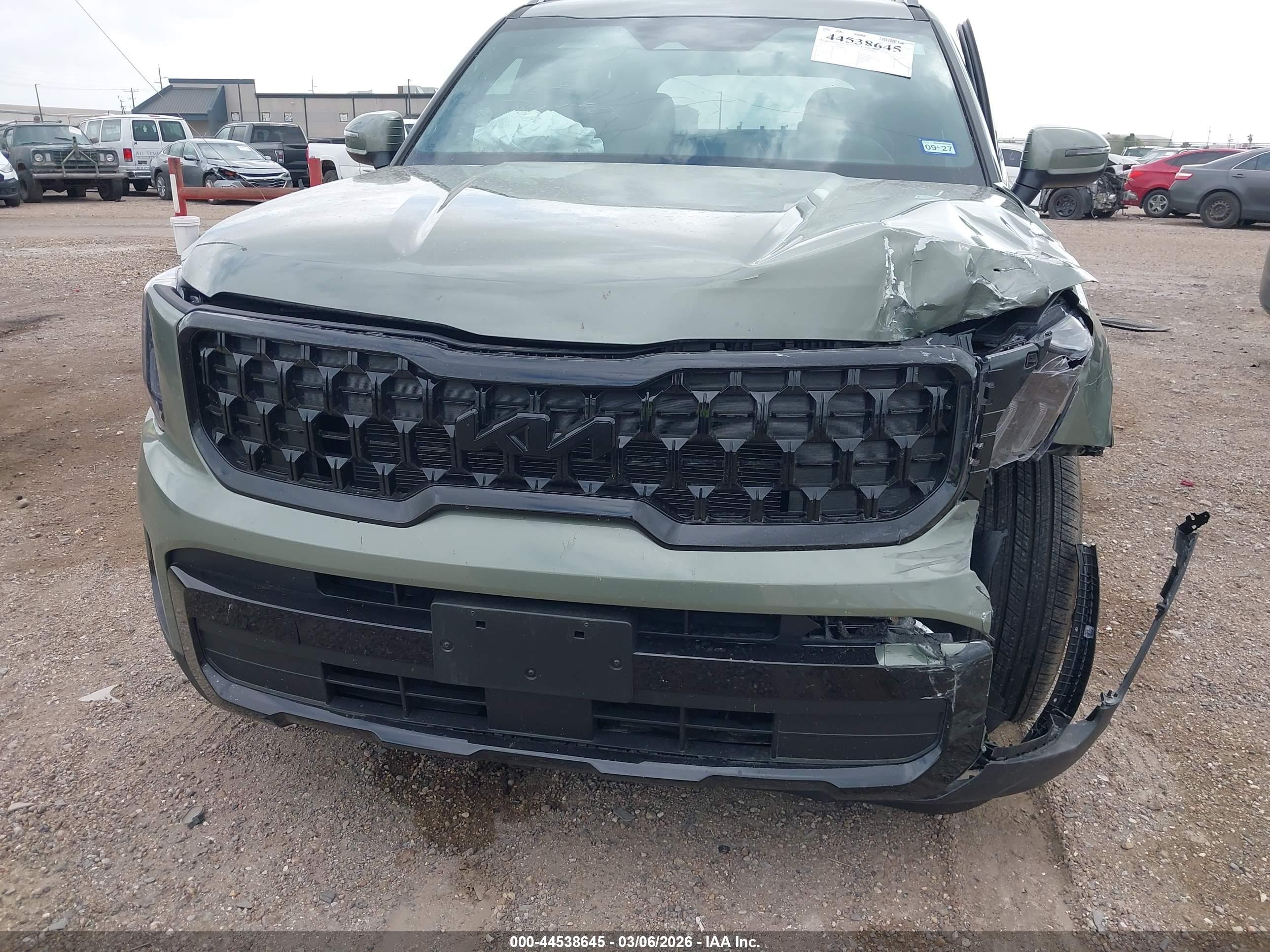 KIA TELLURIDE image 6