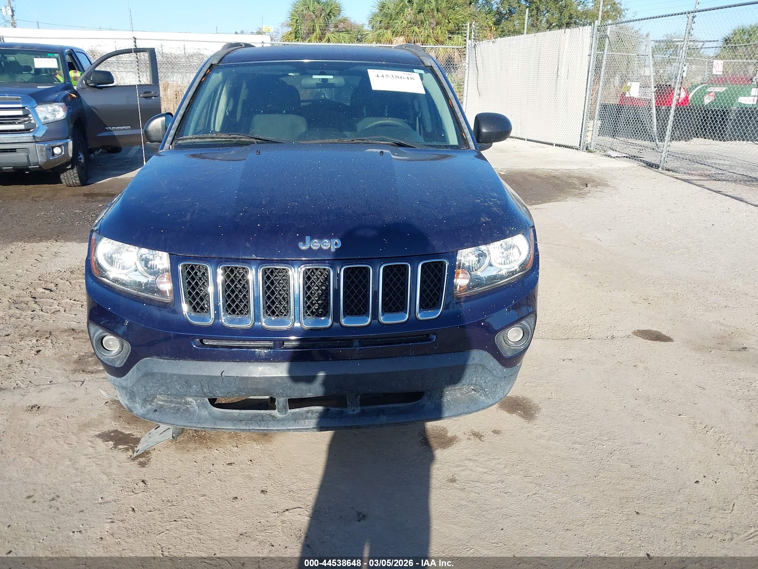JEEP COMPASS image 6