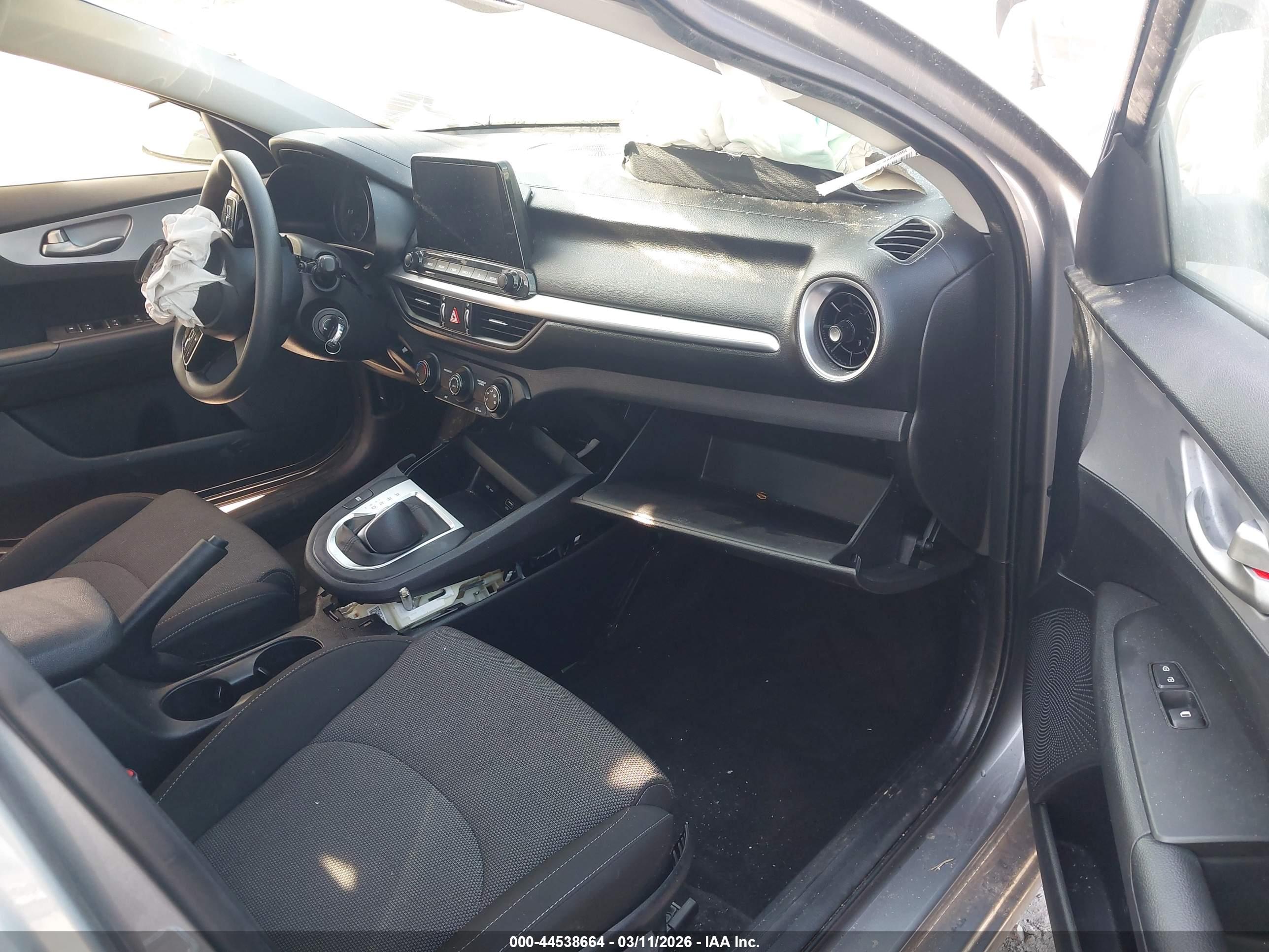 KIA FORTE image 5