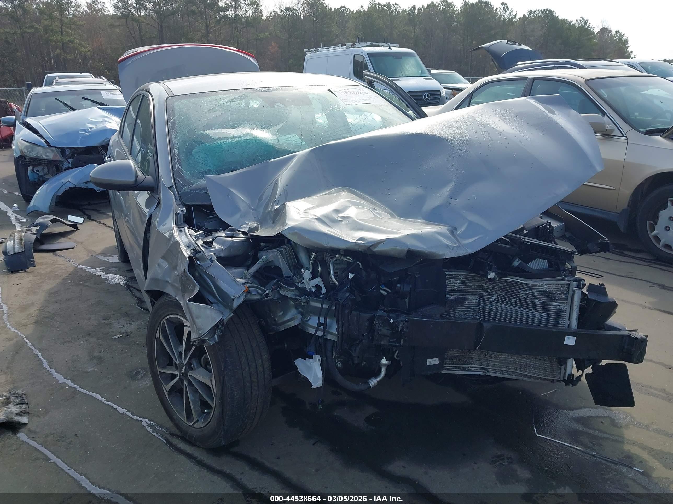 KIA FORTE image 6
