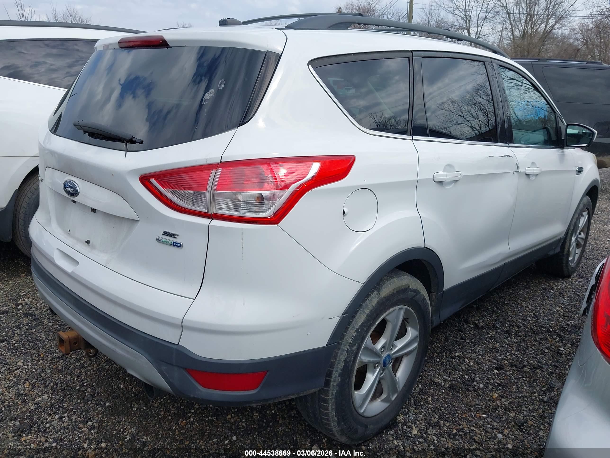 FORD ESCAPE image 4