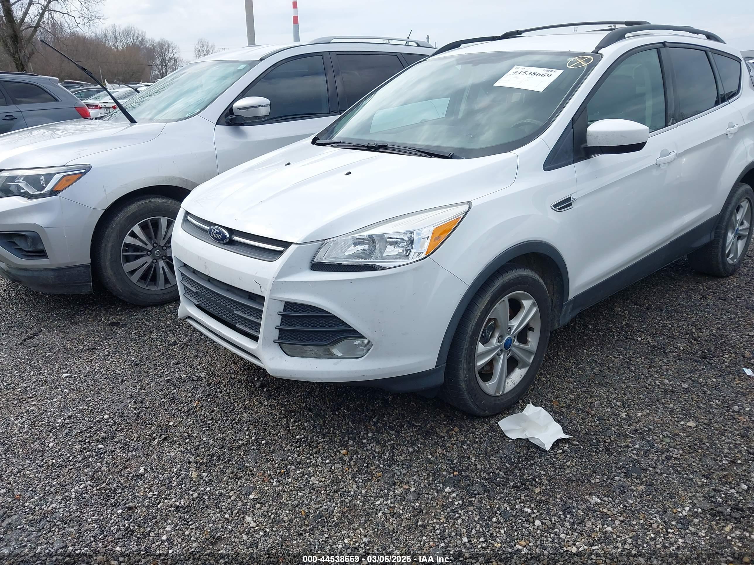 FORD ESCAPE image 6