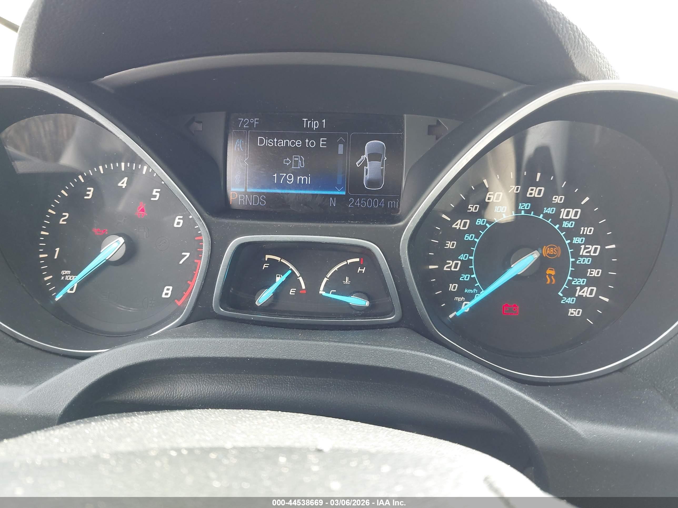 FORD ESCAPE image 7