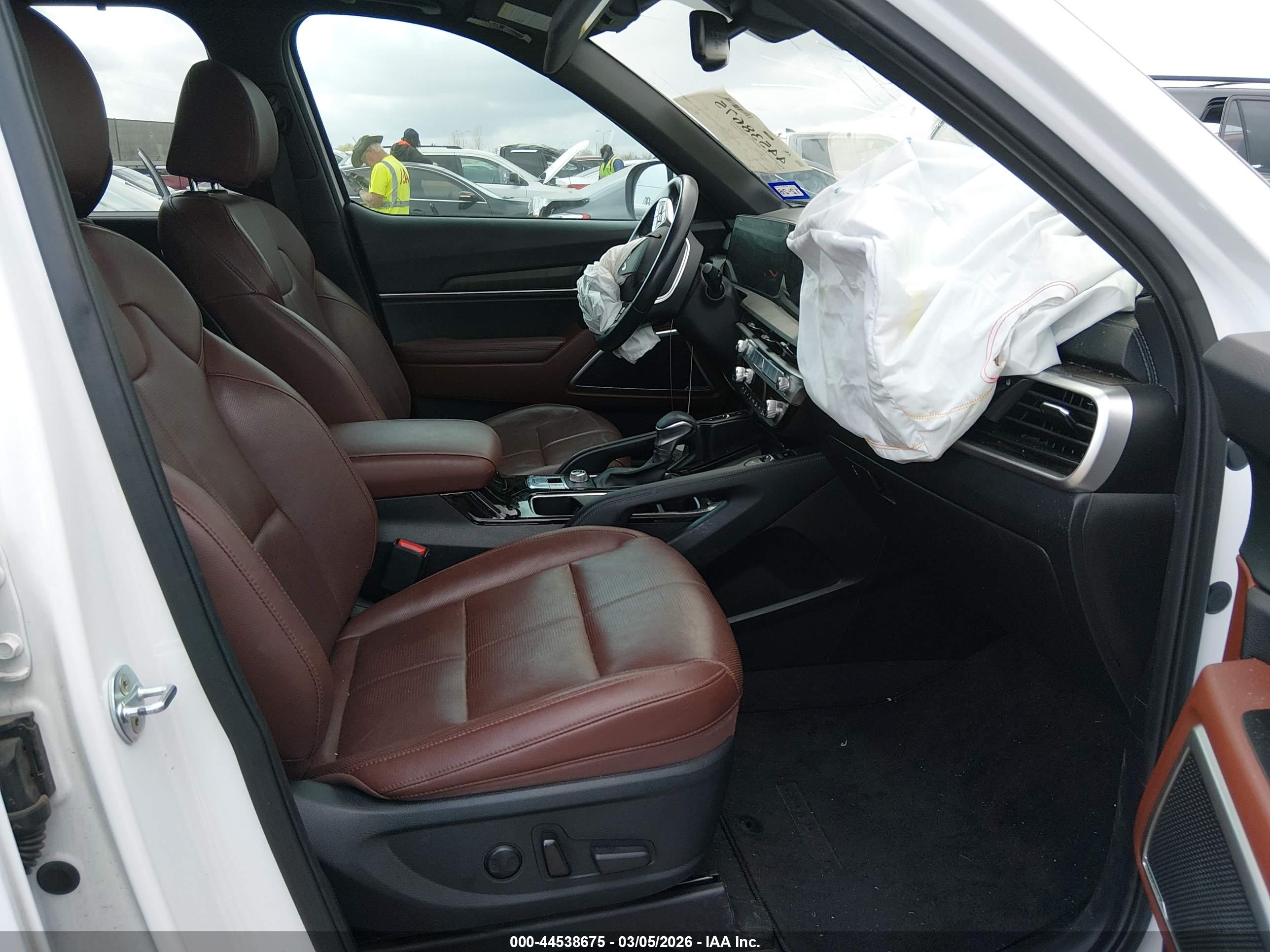 KIA TELLURIDE image 5