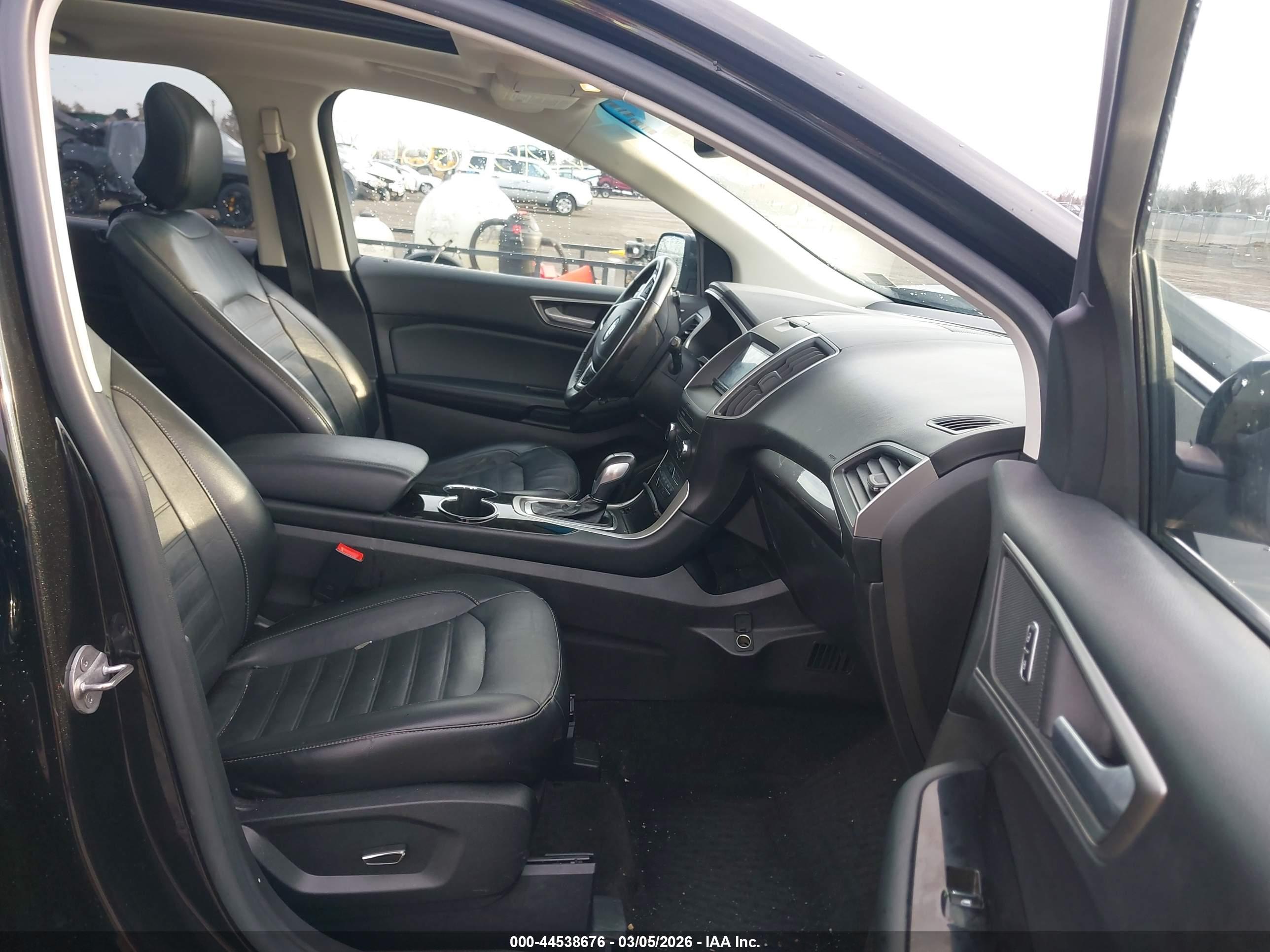 FORD EDGE image 5