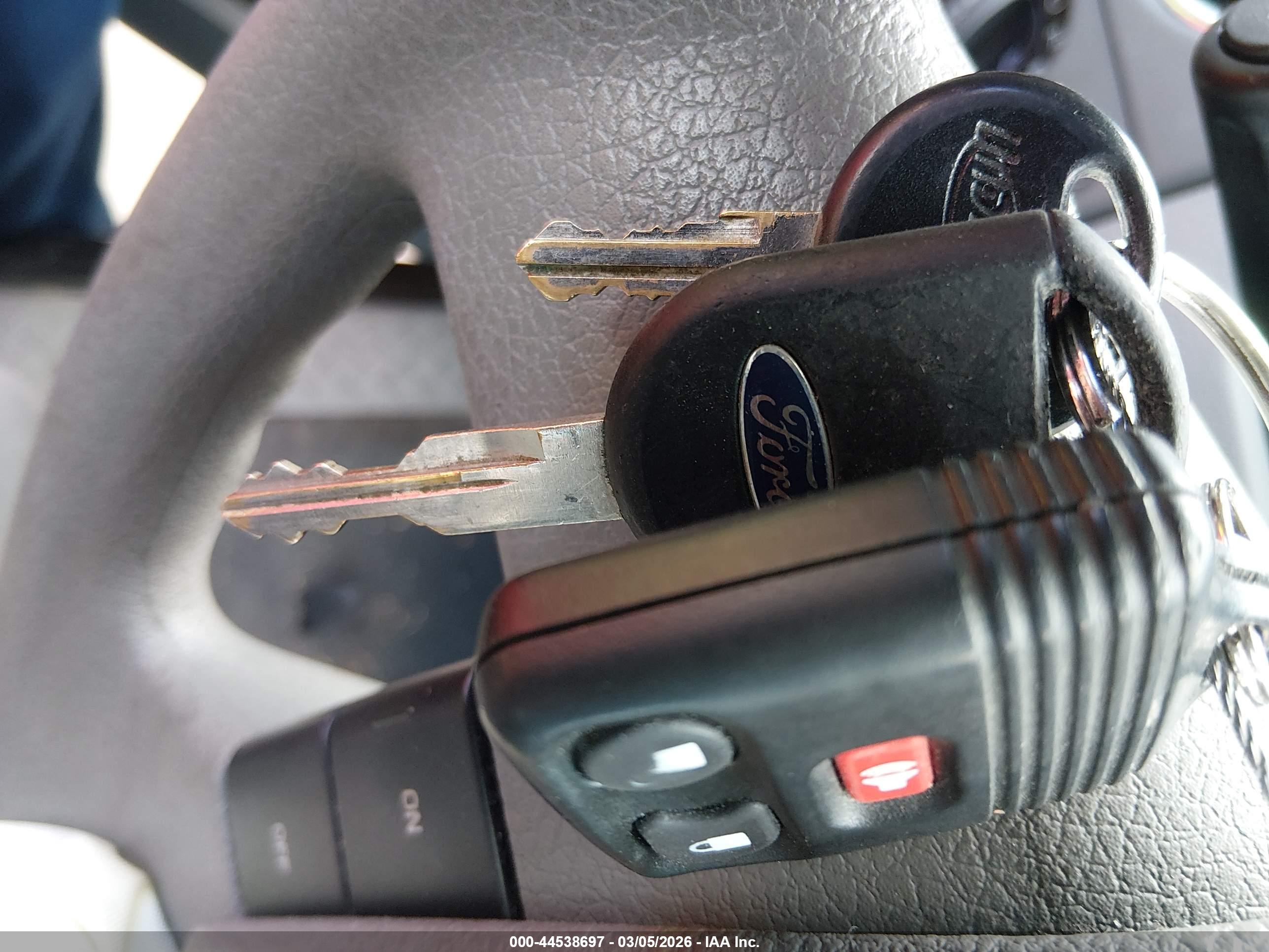 FORD F-150 image 11