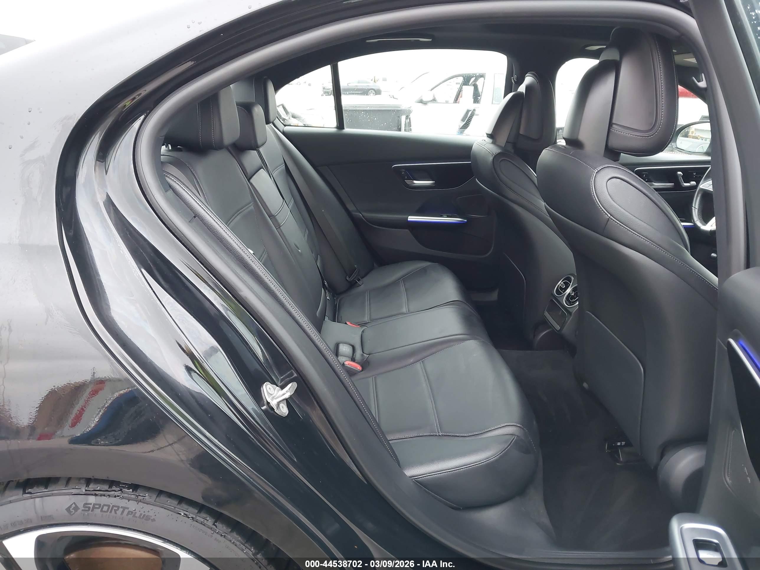 MERCEDES-BENZ C image 8