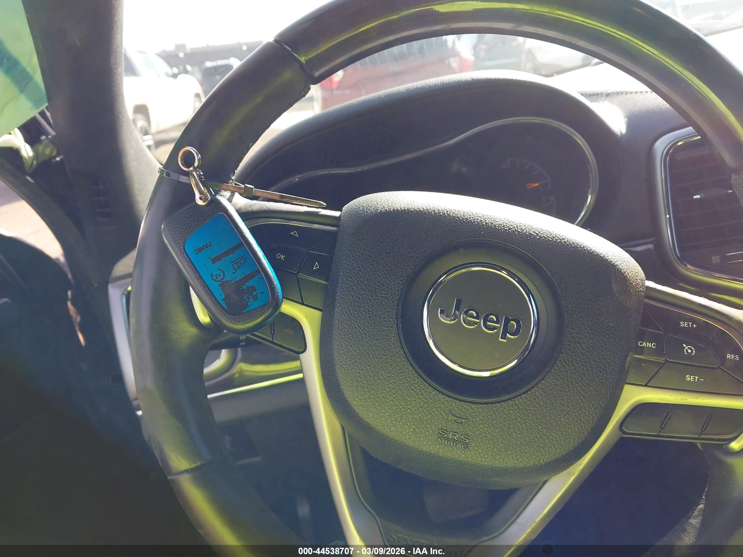 JEEP GRAND image 11