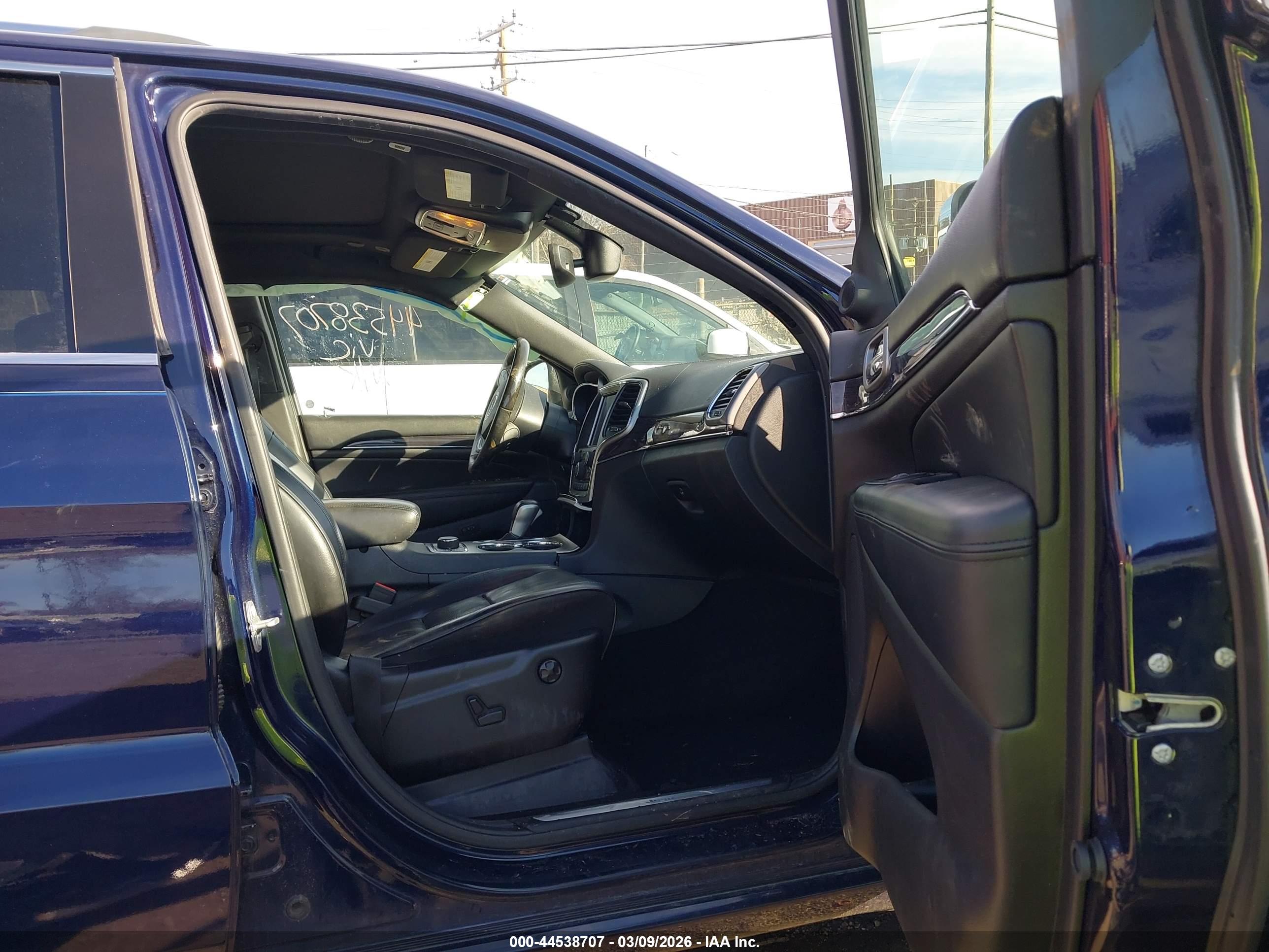 JEEP GRAND image 5