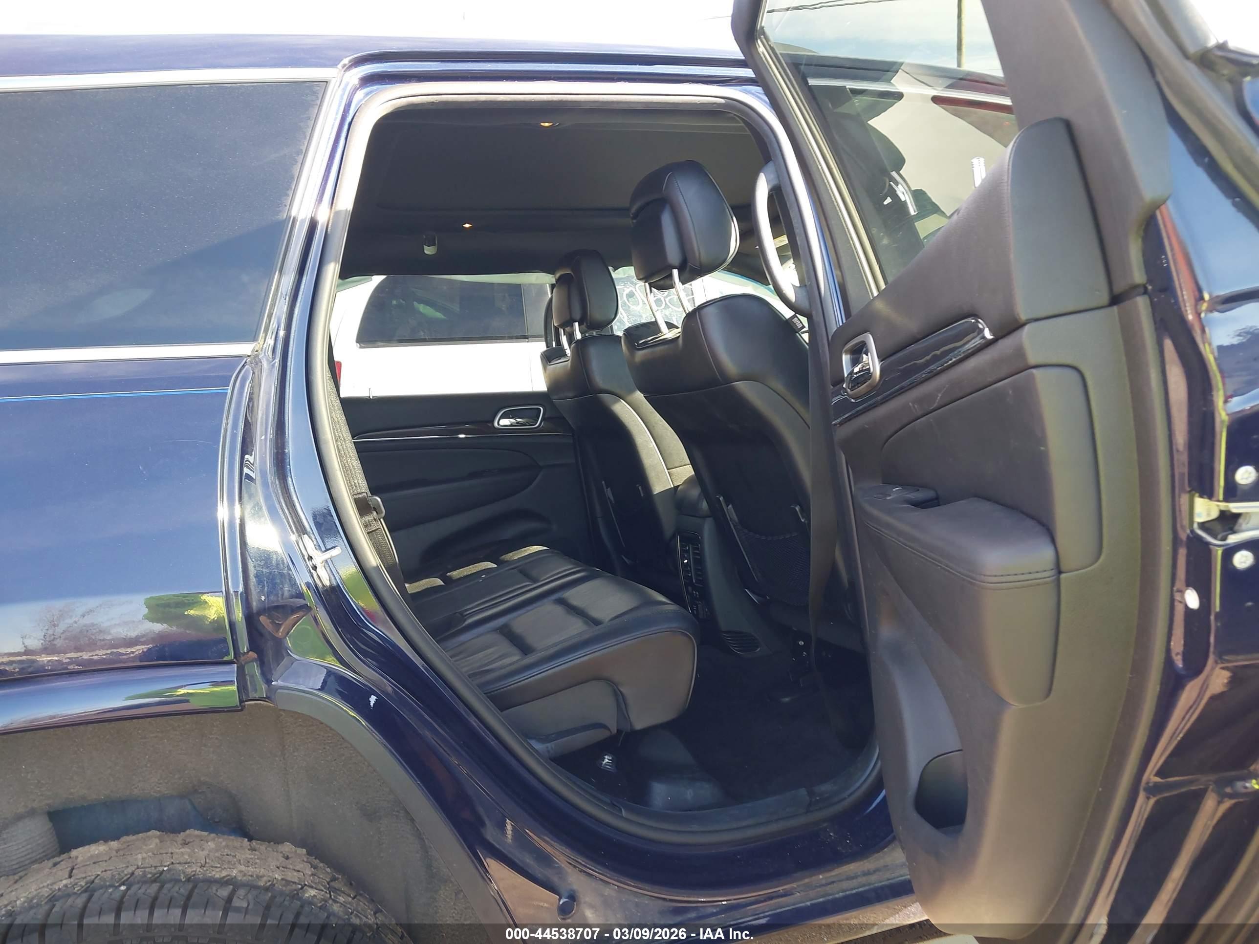 JEEP GRAND image 8