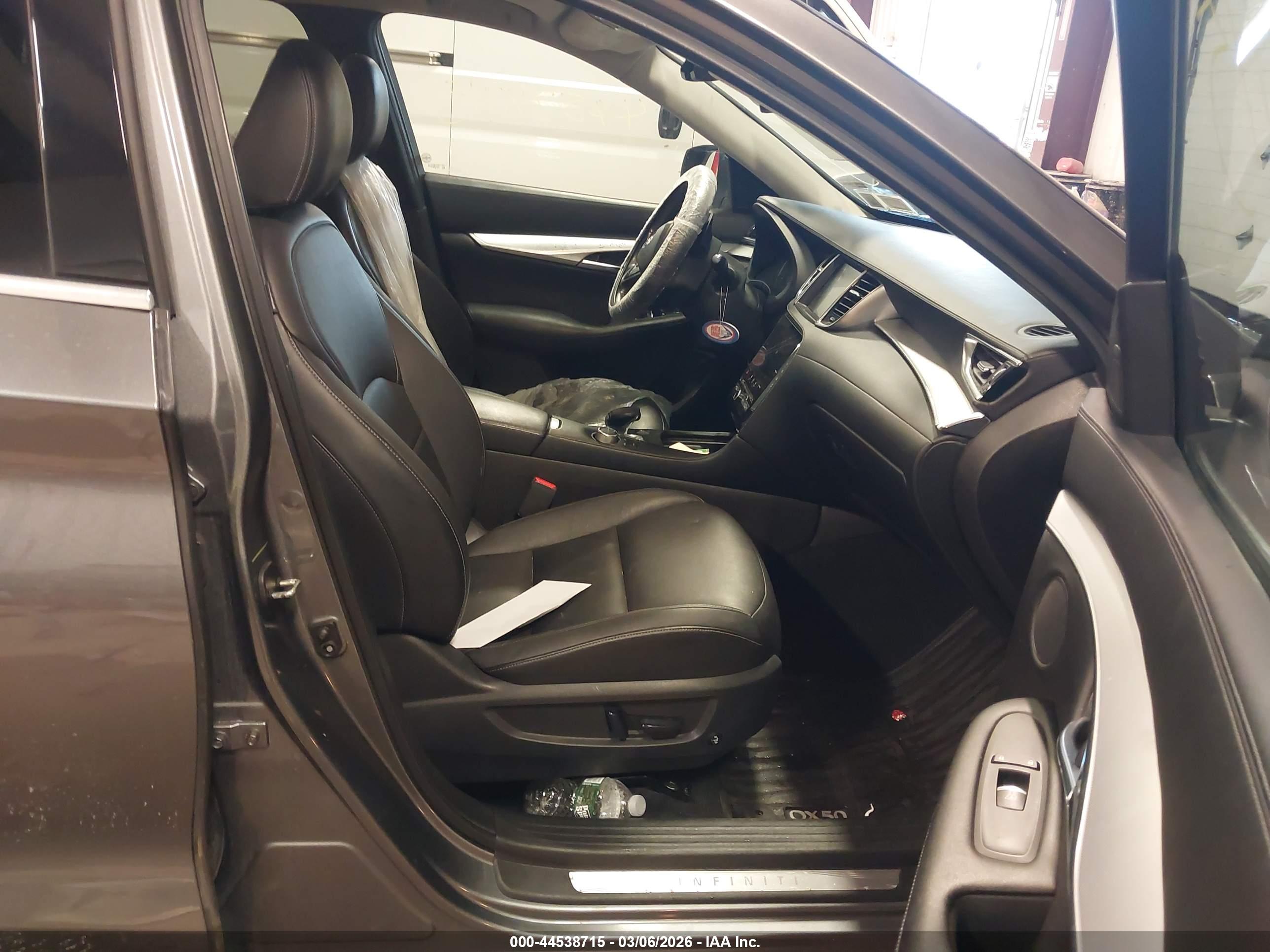 INFINITI QX50 image 5