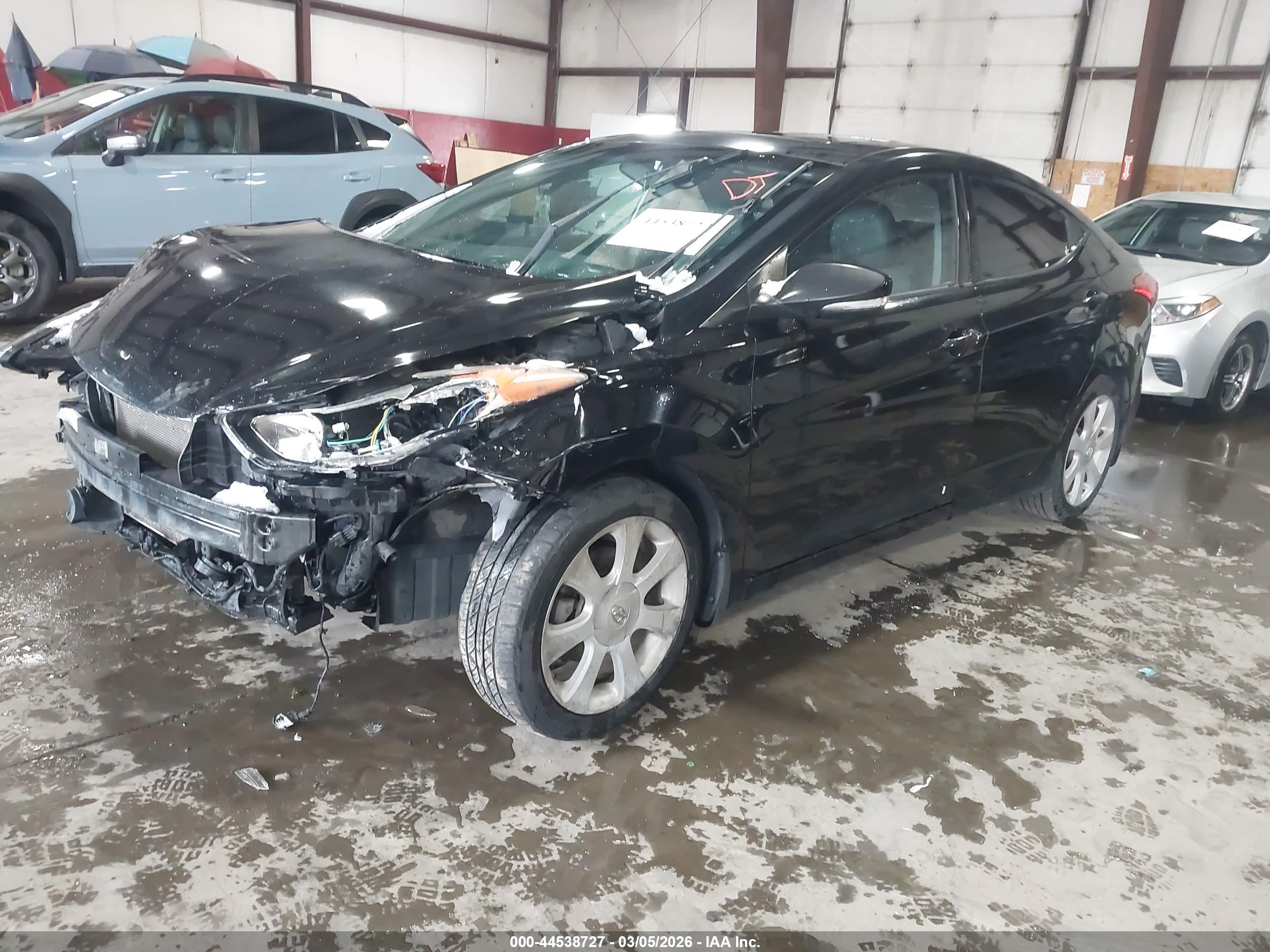 HYUNDAI ELANTRA image 2