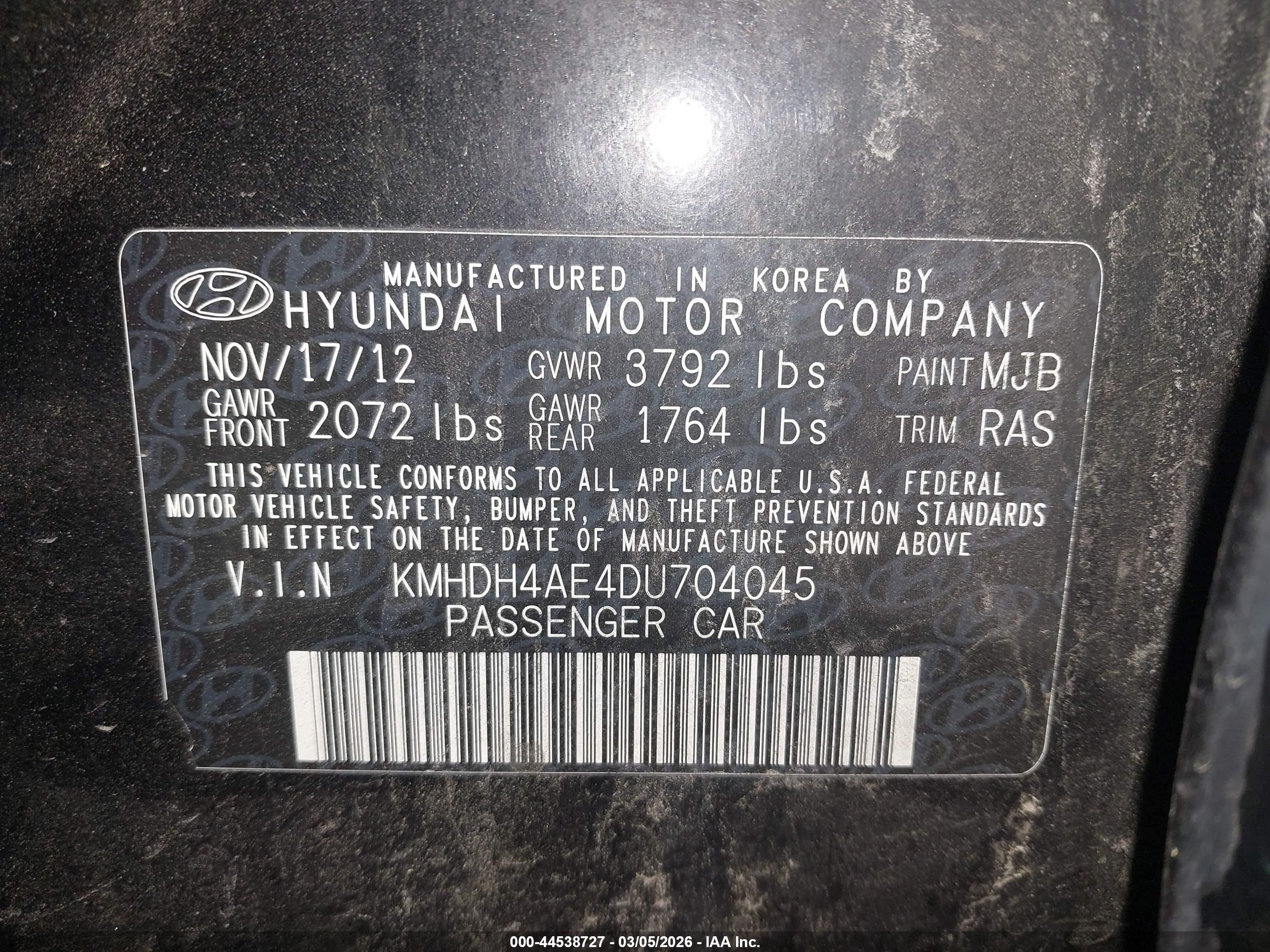 HYUNDAI ELANTRA image 9