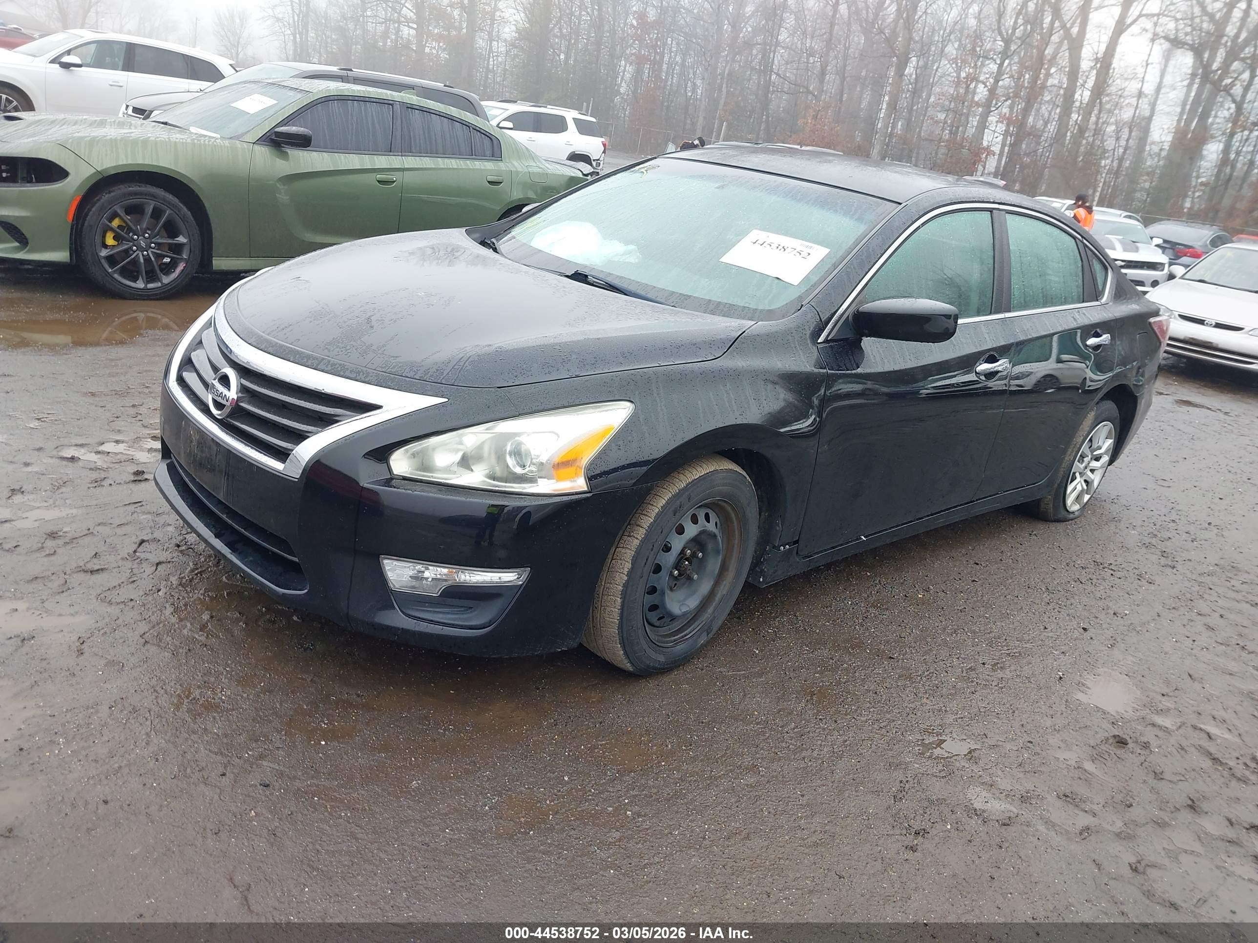 NISSAN ALTIMA image 2