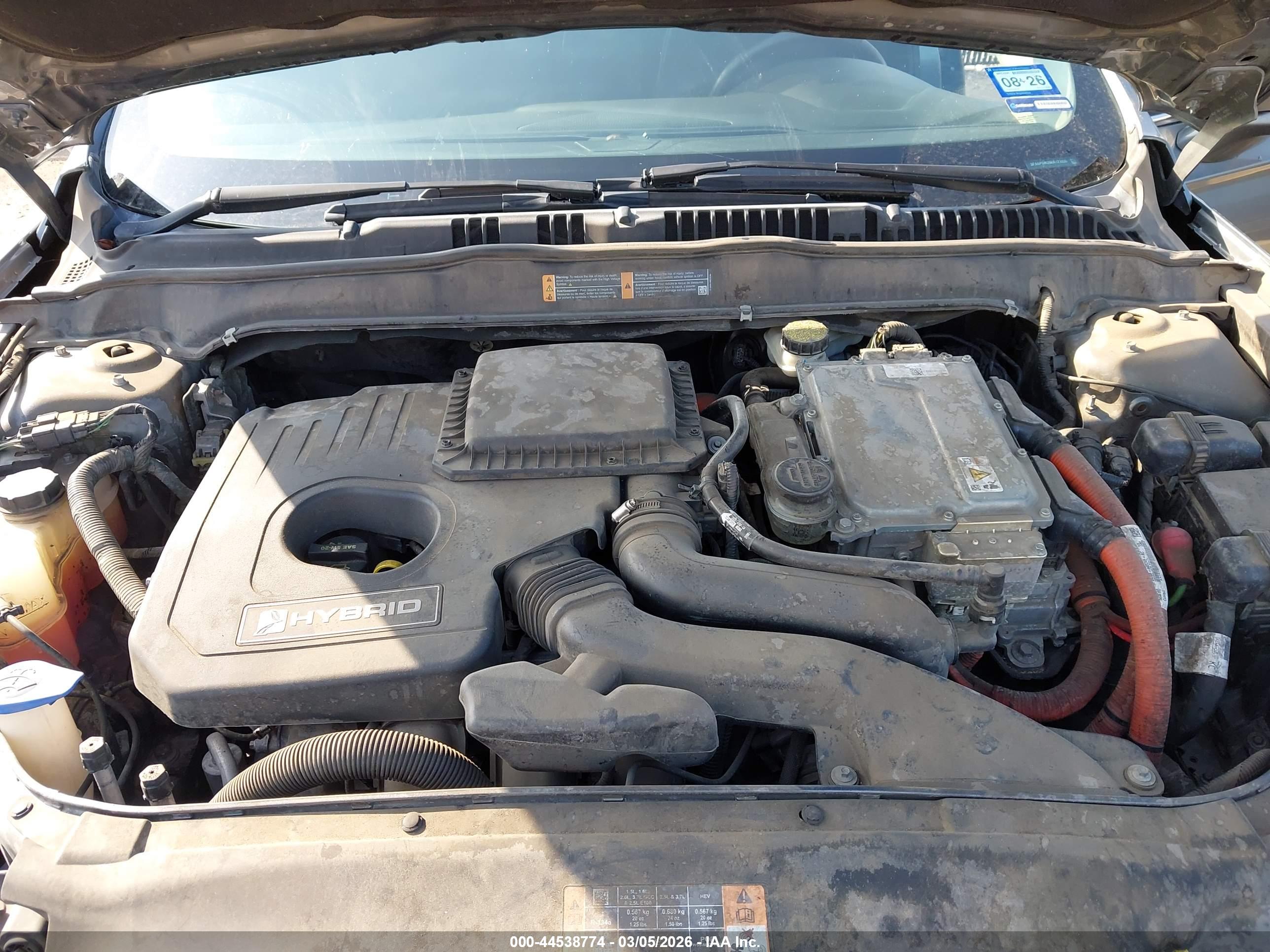 FORD FUSION image 10