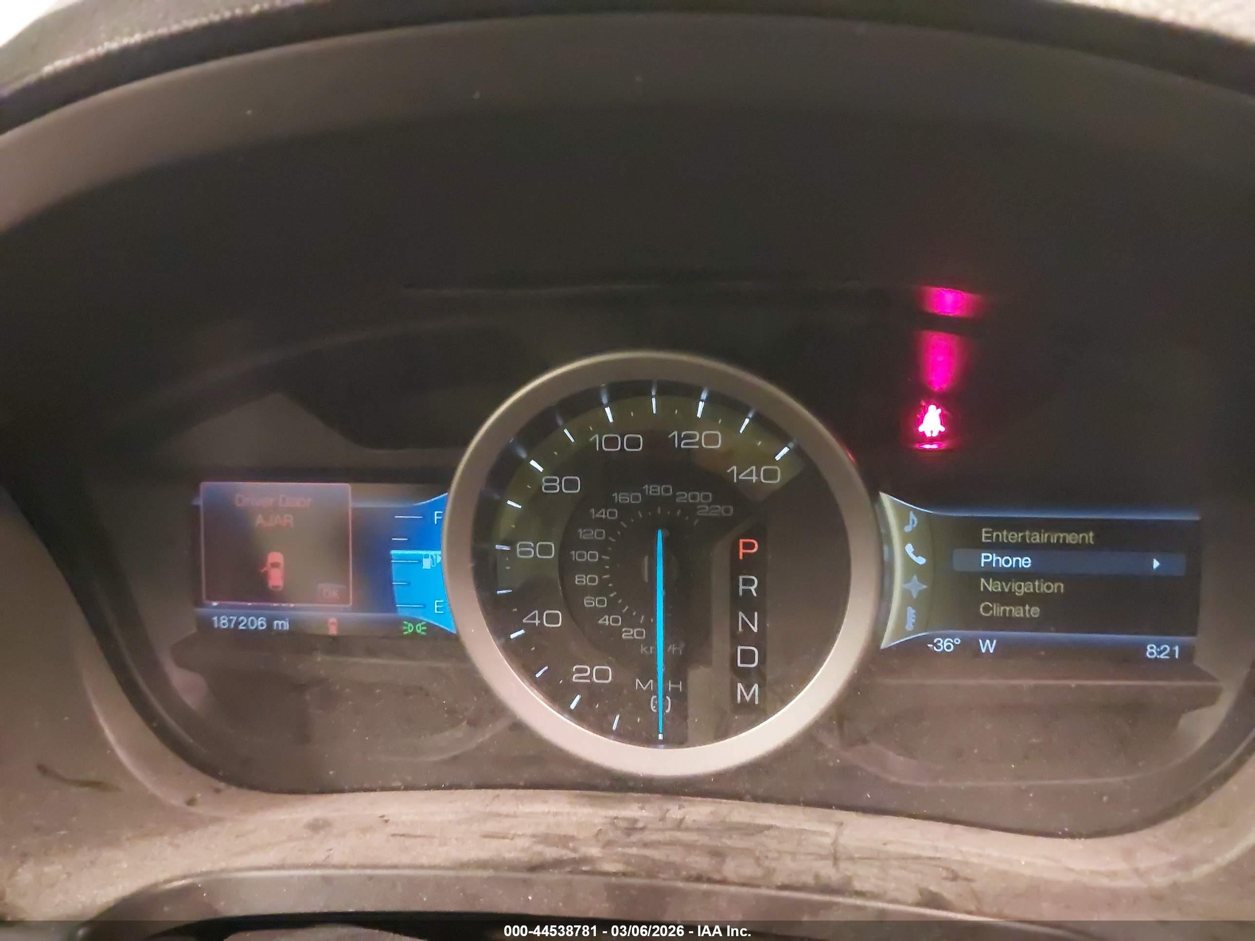 FORD EXPLORER image 7