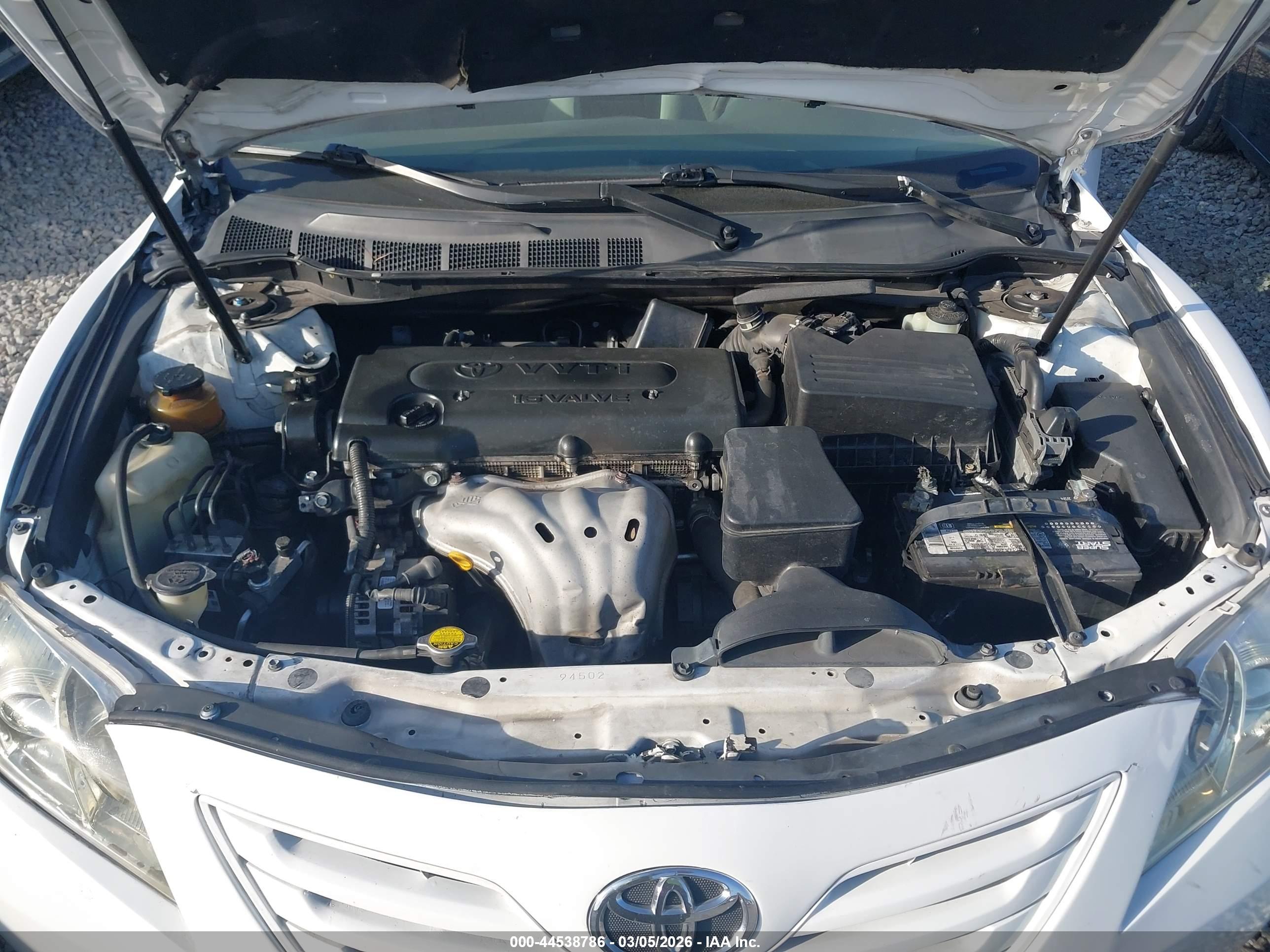 TOYOTA CAMRY image 10