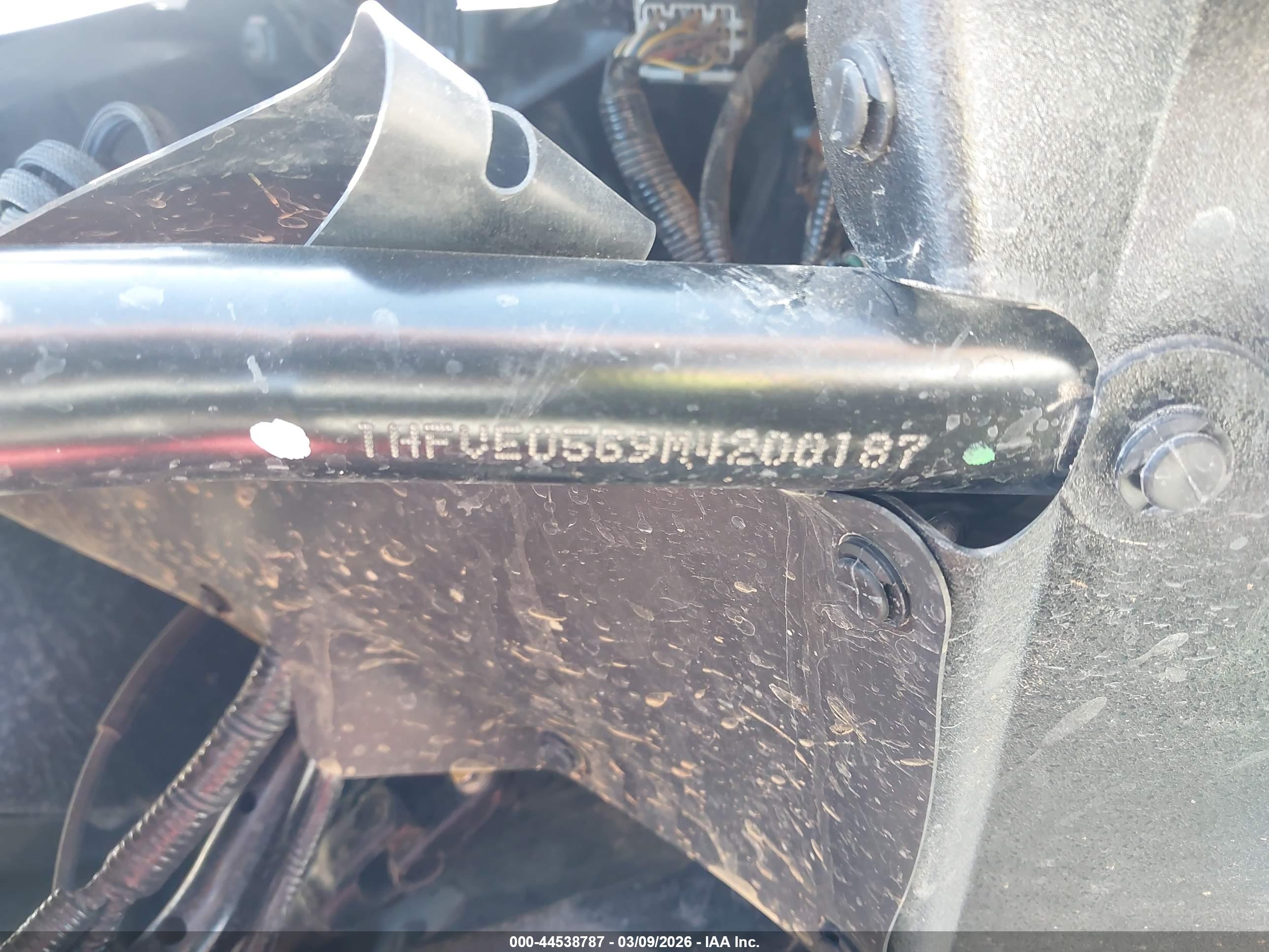 HONDA SXS1000 image 10