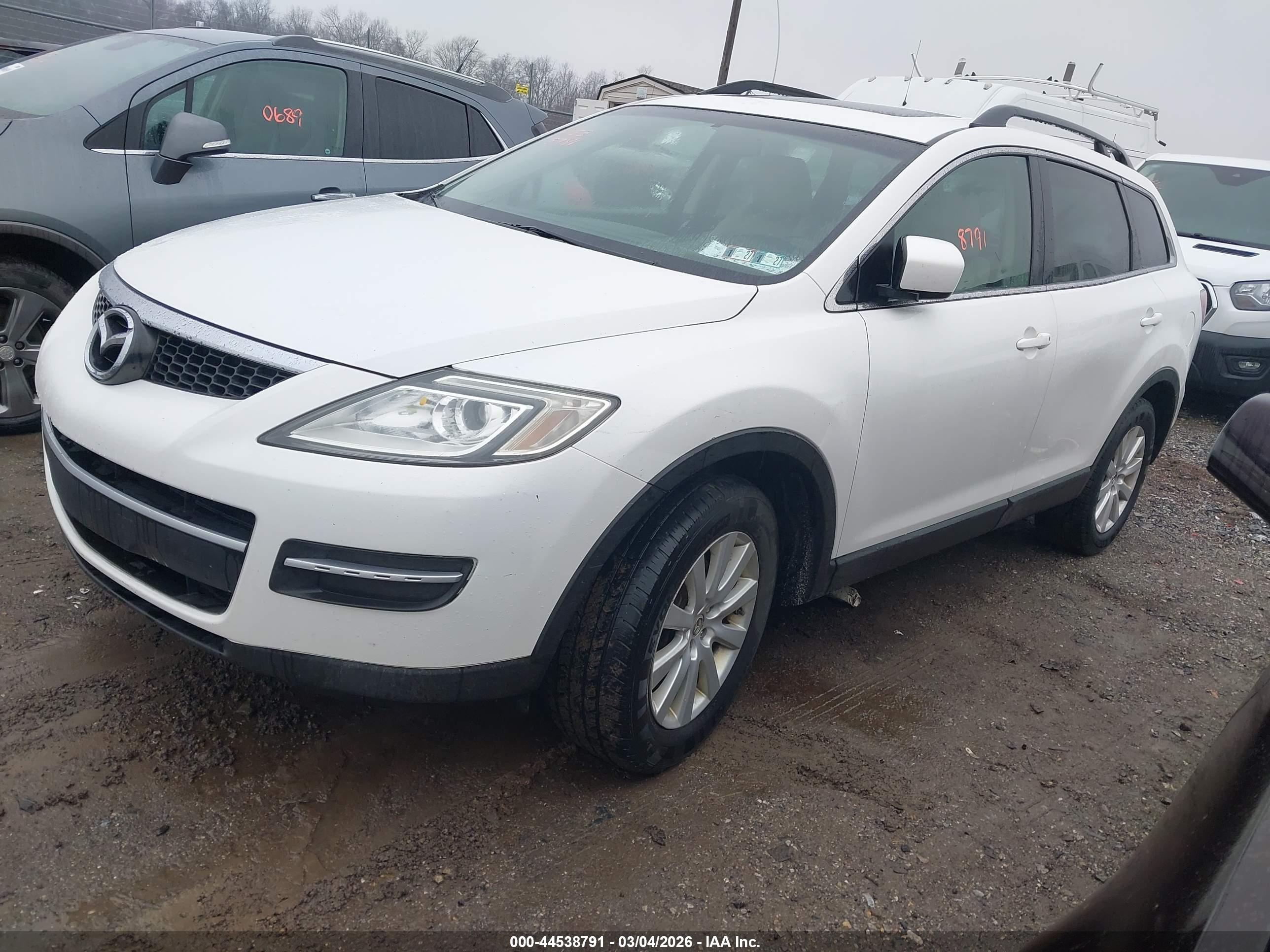 MAZDA CX-9 image 2