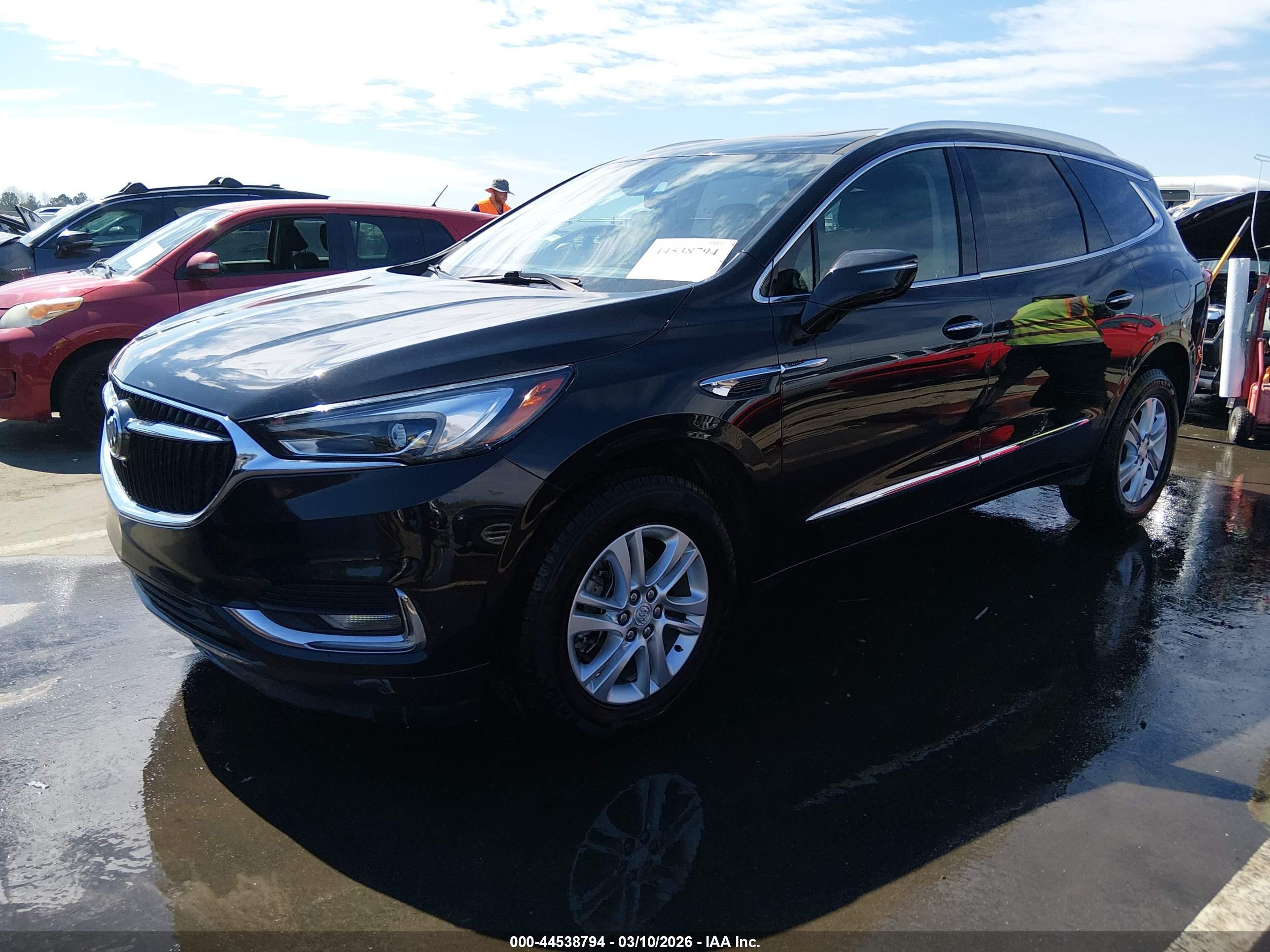 BUICK ENCLAVE image 2